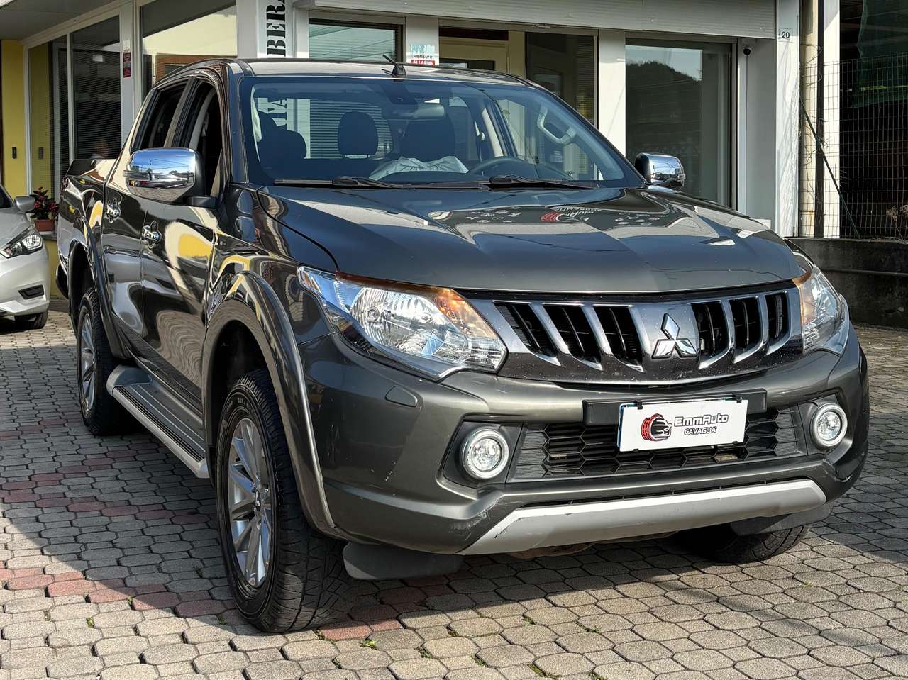 Mitsubishi L200 L200 Cab V d.cab 2.4d Intense 4wd 154cv N1 E6