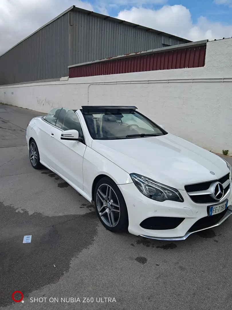 Mercedes-Benz 220 - 1