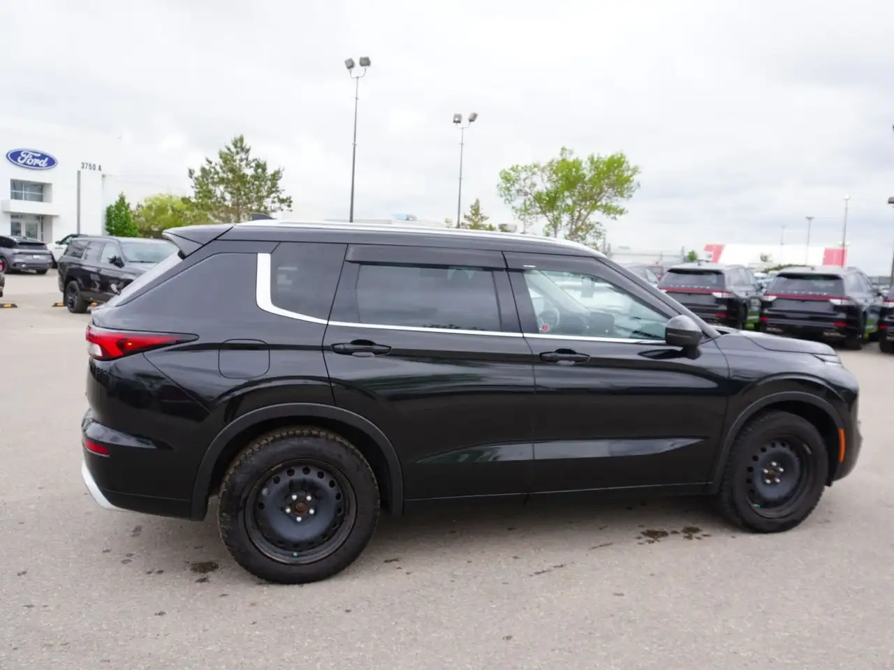 Mitsubishi Outlander снимка Mitsubishi Outlander