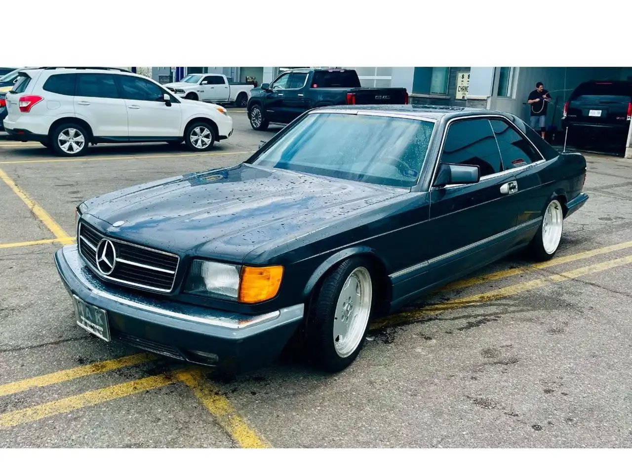Mercedes-Benz 560 снимка Mercedes-Benz 560