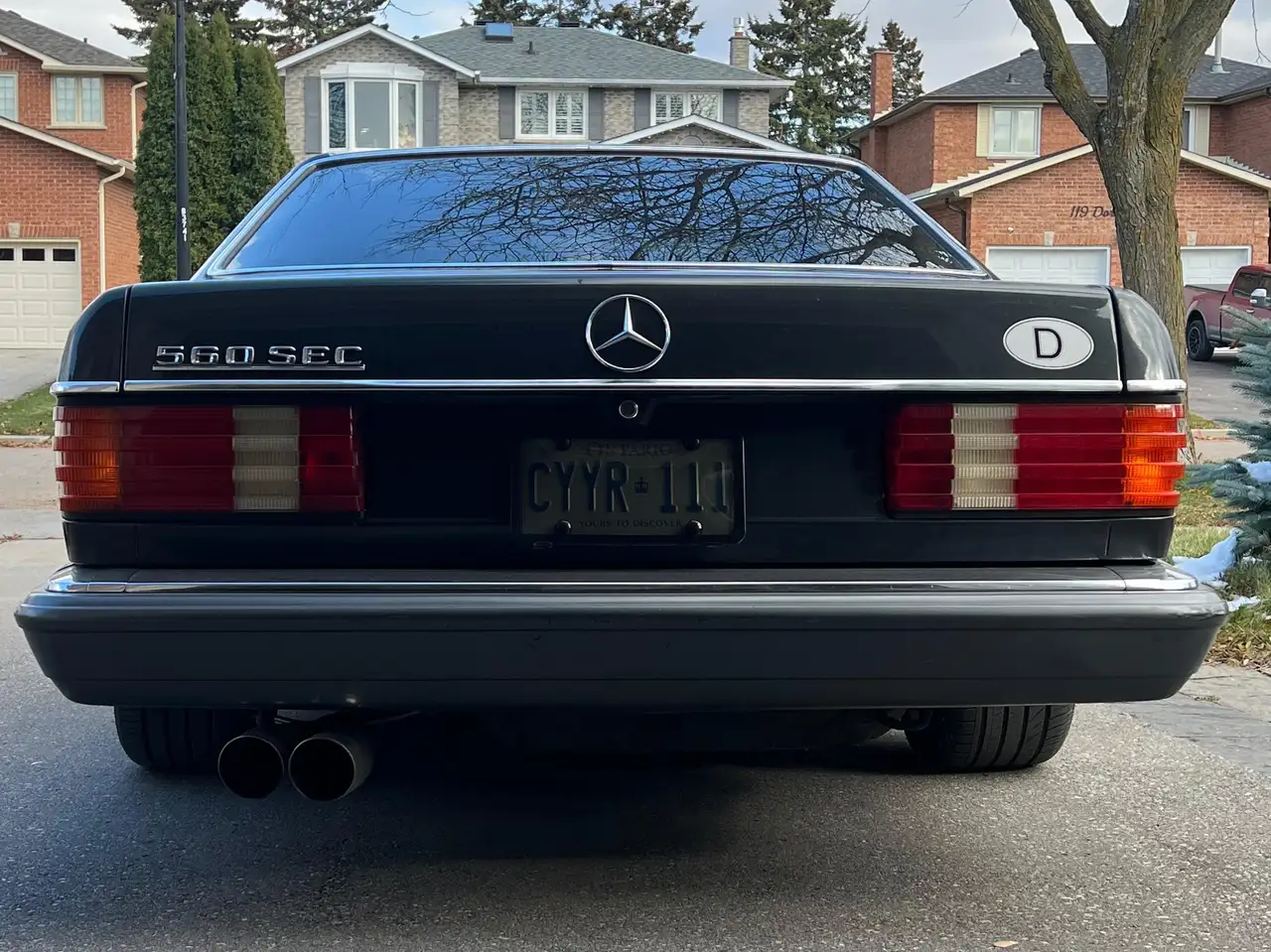 Mercedes-Benz 560 снимка Mercedes-Benz 560