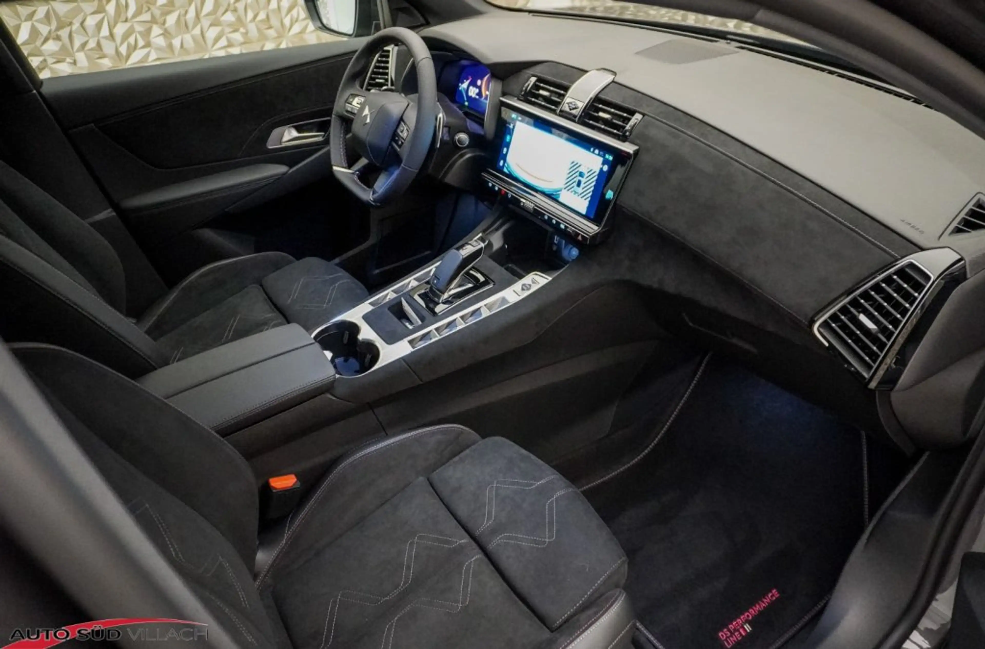 DS Automobiles DS 7 Crossback BlueHDi 130 PERFORMANCE LINE+ — photo 14