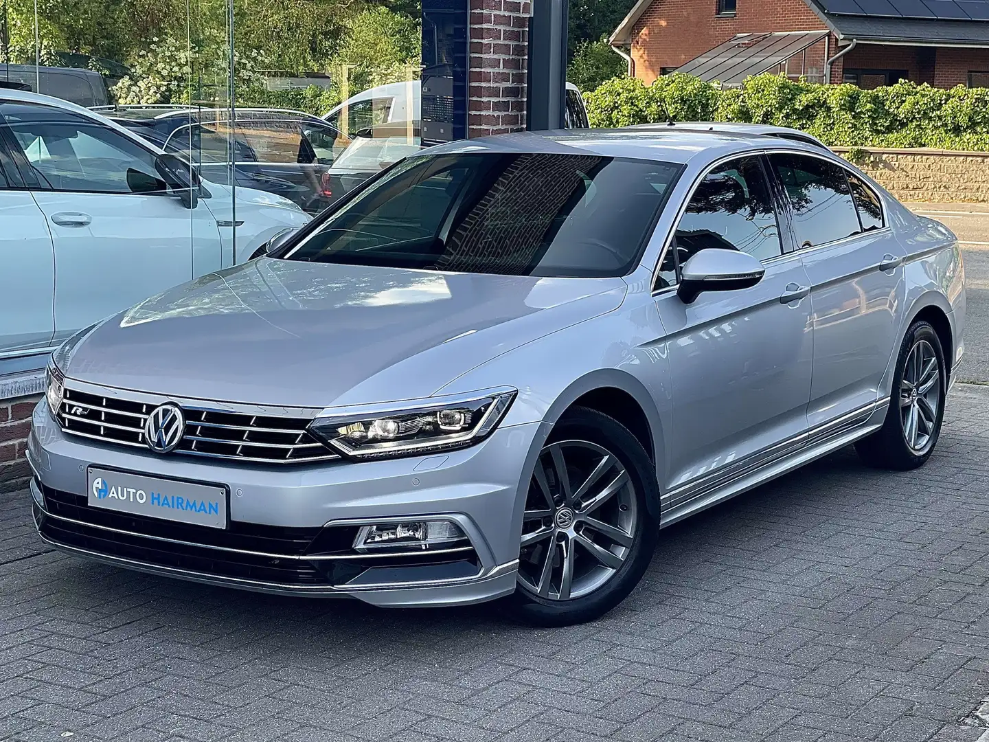 Volkswagen Passat 1.4 TSI DSG-7 3x R-LINE ÉDITION Grijs - 1