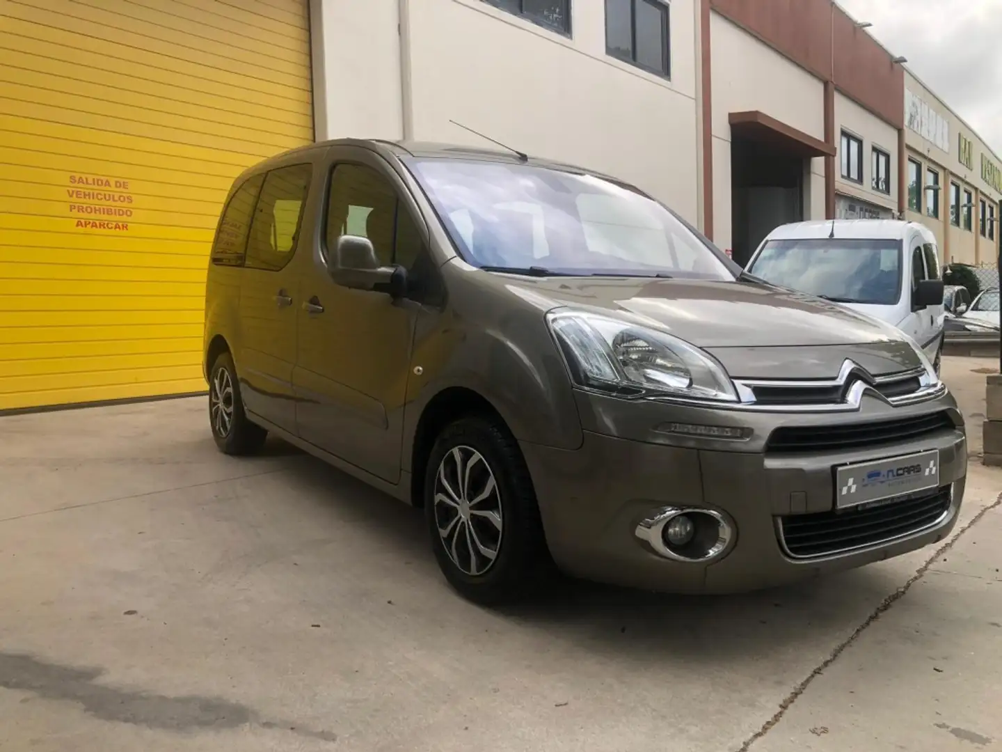 Citroen Berlingo Multispace 1.6 VTi Seduction 120 Marrón - 2