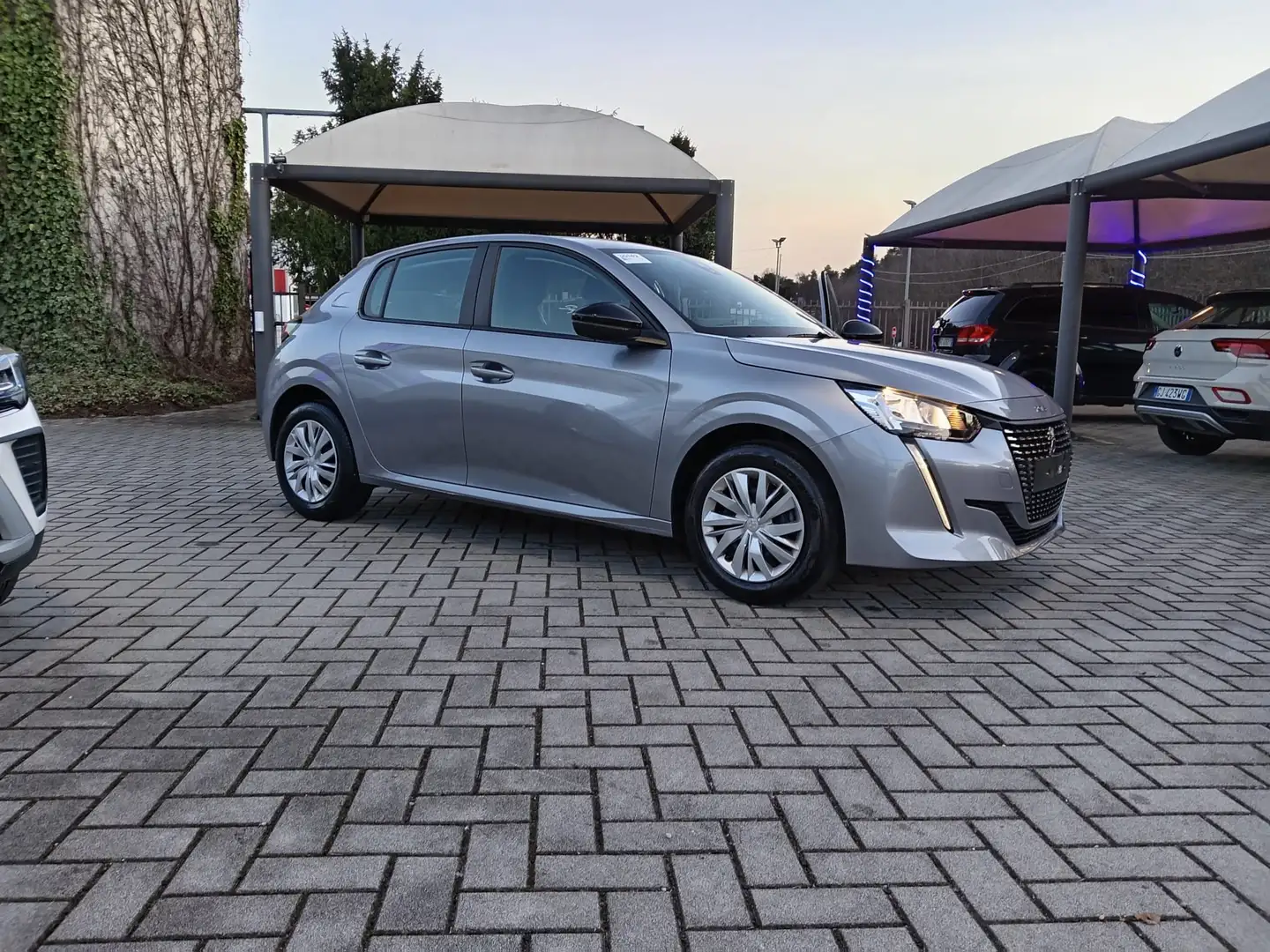 Peugeot 208 PREZZOVERO 1.2 NEOPATENTATI - 2
