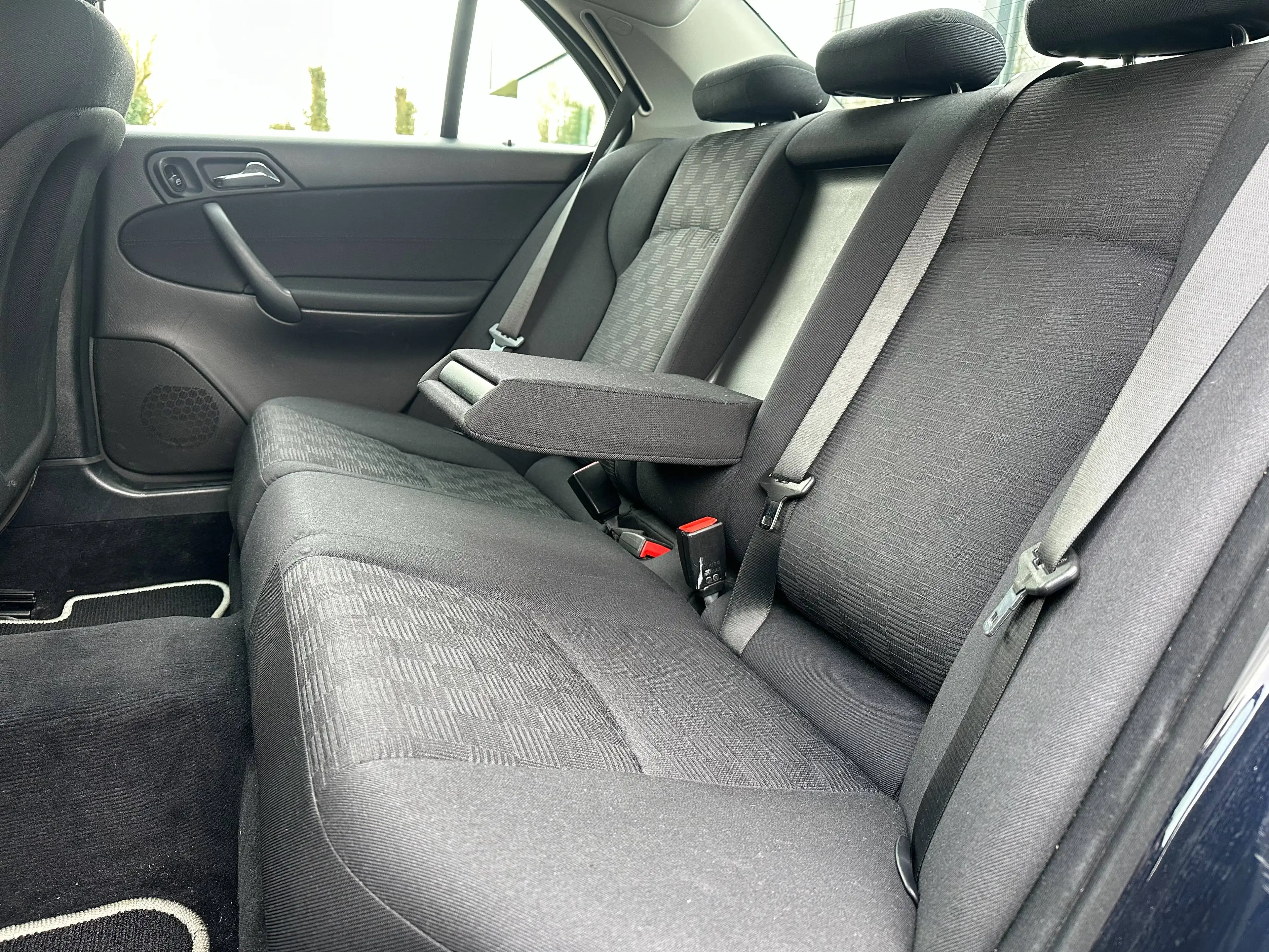Mercedes-Benz C 200 Sport Edition / Airco / 143989km — photo 9