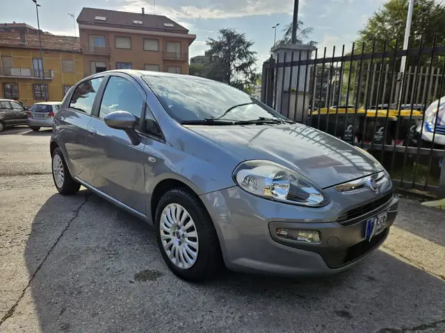 Fiat Punto Evo view 3