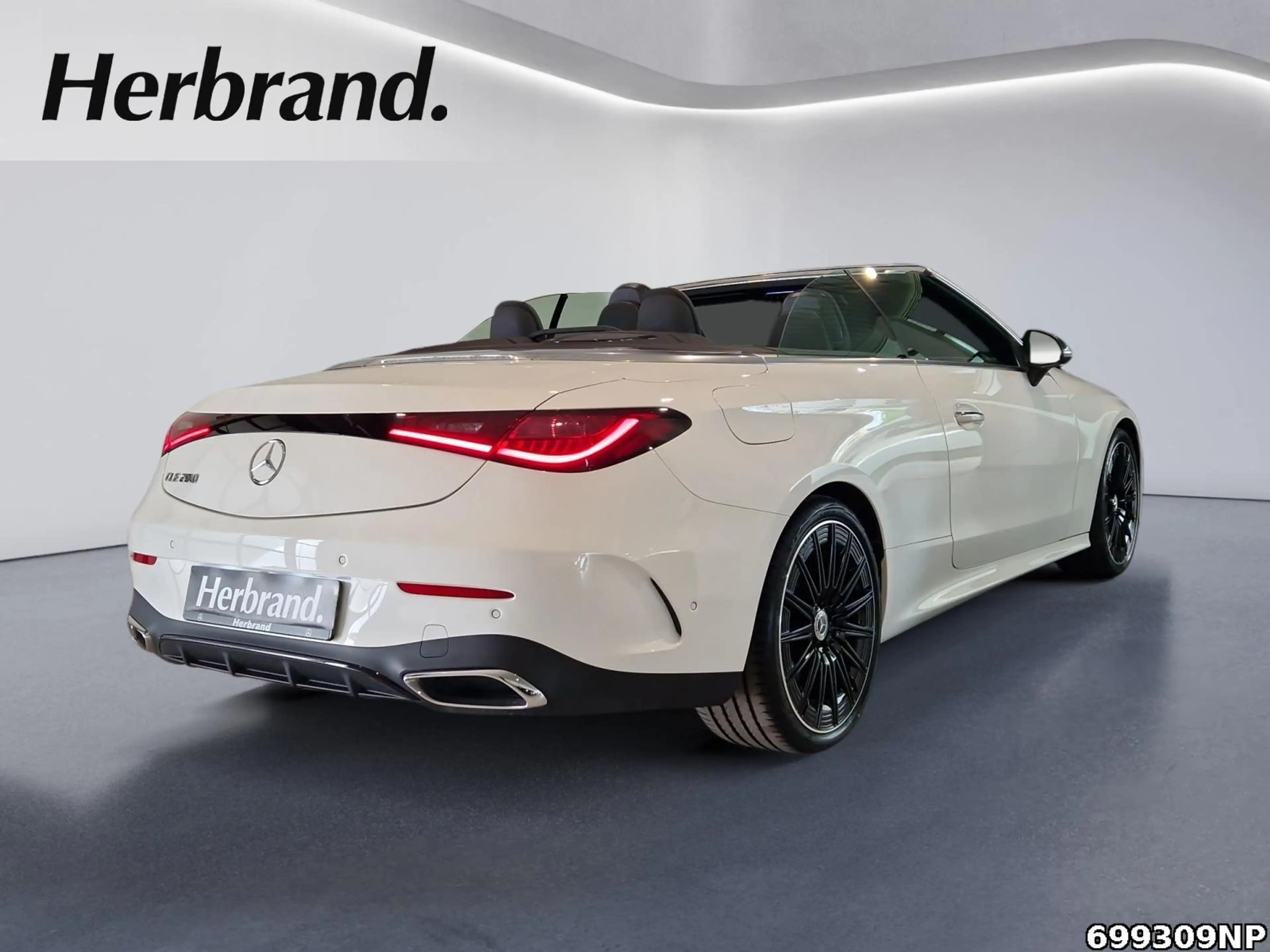 Mercedes-Benz CLE 200 Cabrio AMG  Night Memory LHZ Rückfahrkam — photo 3