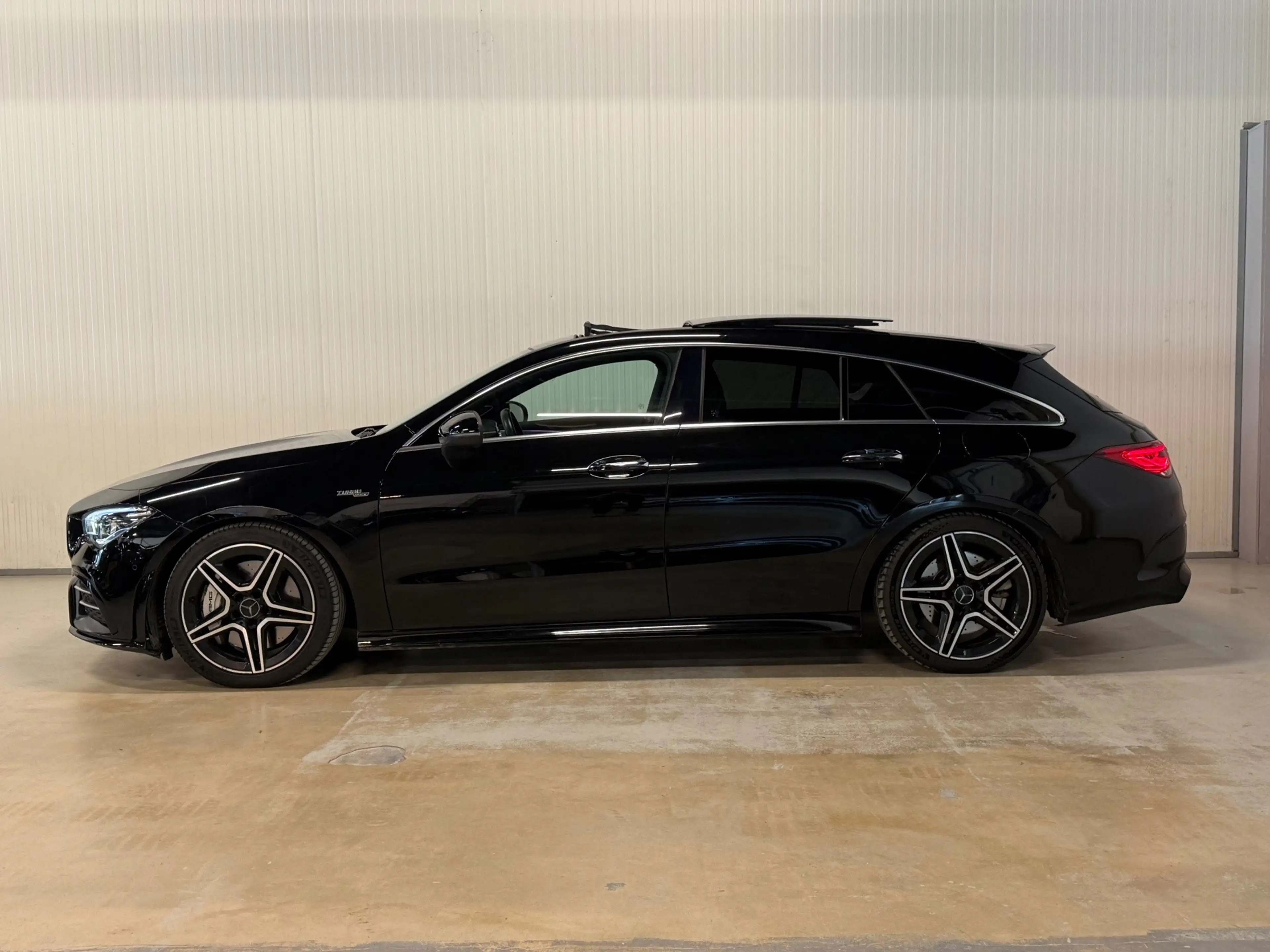 Mercedes-Benz CLA 35 AMG Shooting Brake 4MATIC Premium Plus | PANO | BURMES — photo 20