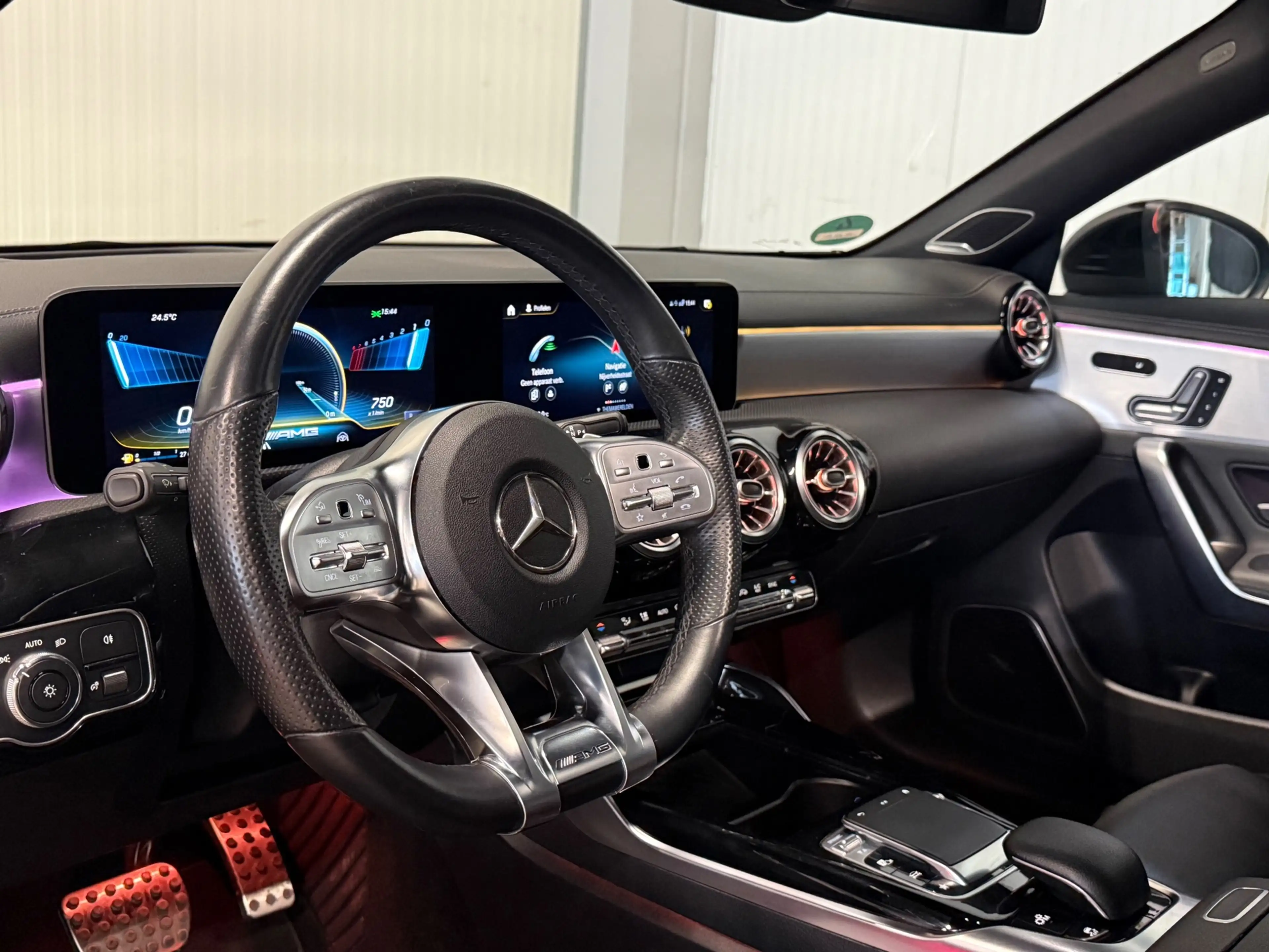 Mercedes-Benz CLA 35 AMG Shooting Brake 4MATIC Premium Plus | PANO | BURMES — photo 8