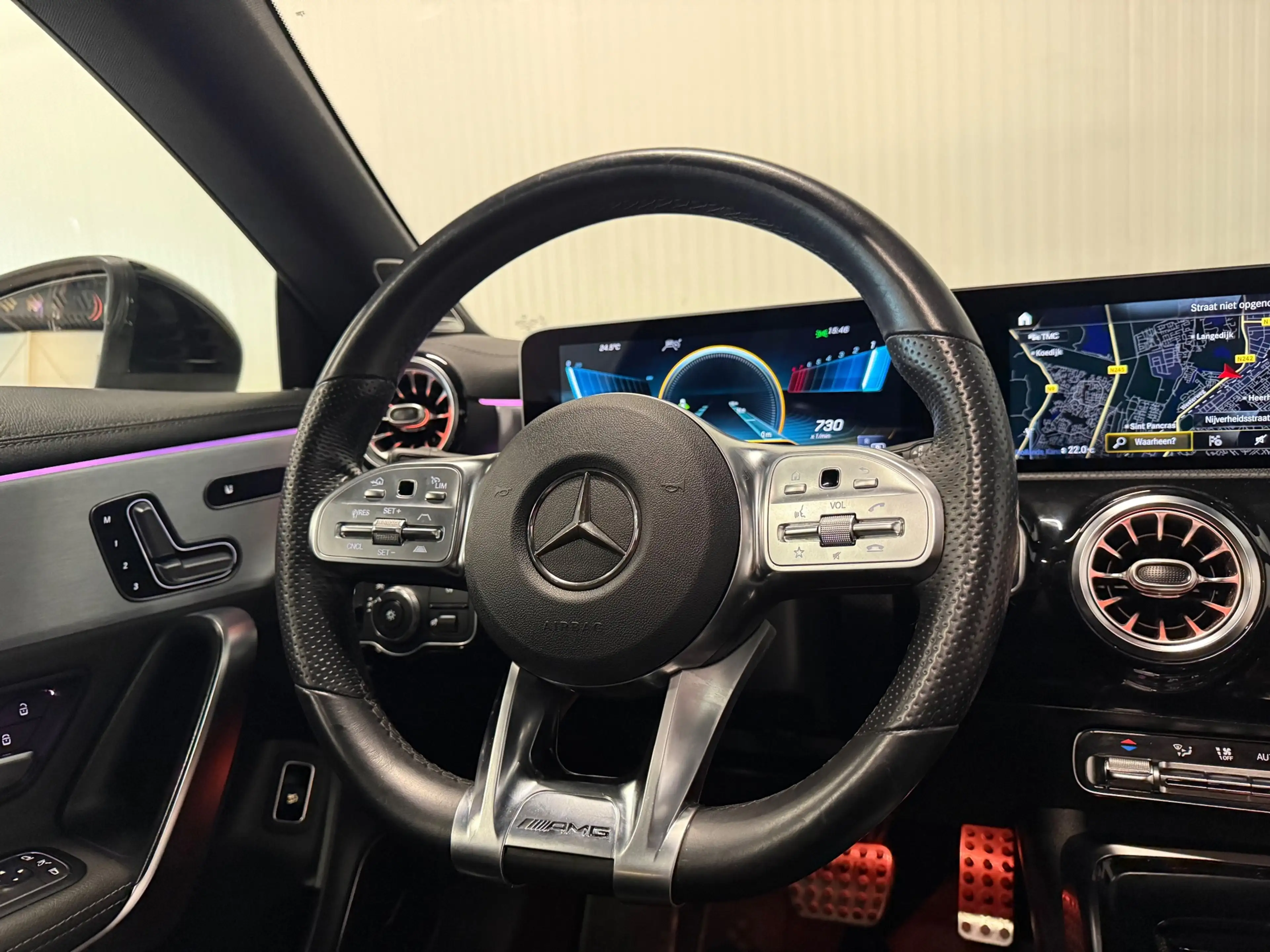 Mercedes-Benz CLA 35 AMG Shooting Brake 4MATIC Premium Plus | PANO | BURMES — photo 17