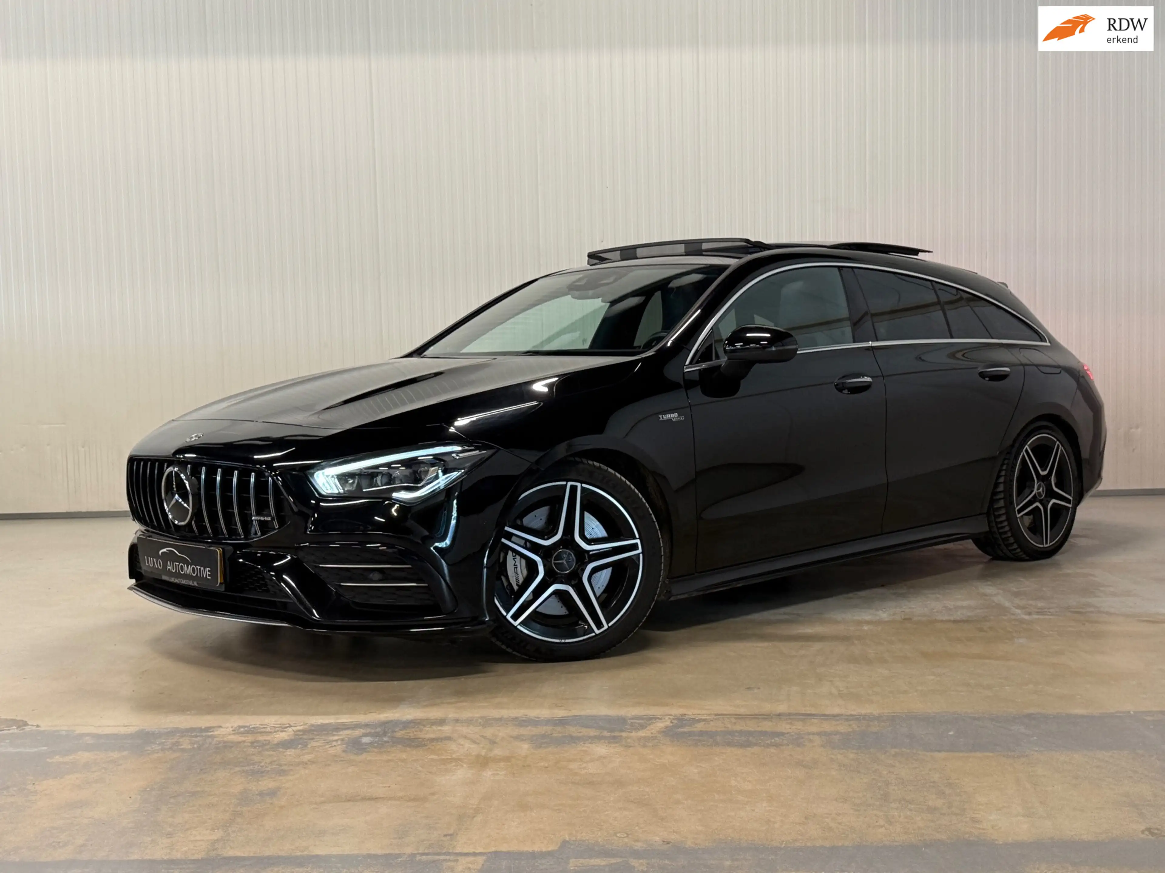 Mercedes-Benz CLA 35 AMG Shooting Brake 4MATIC Premium Plus | PANO | BURMES