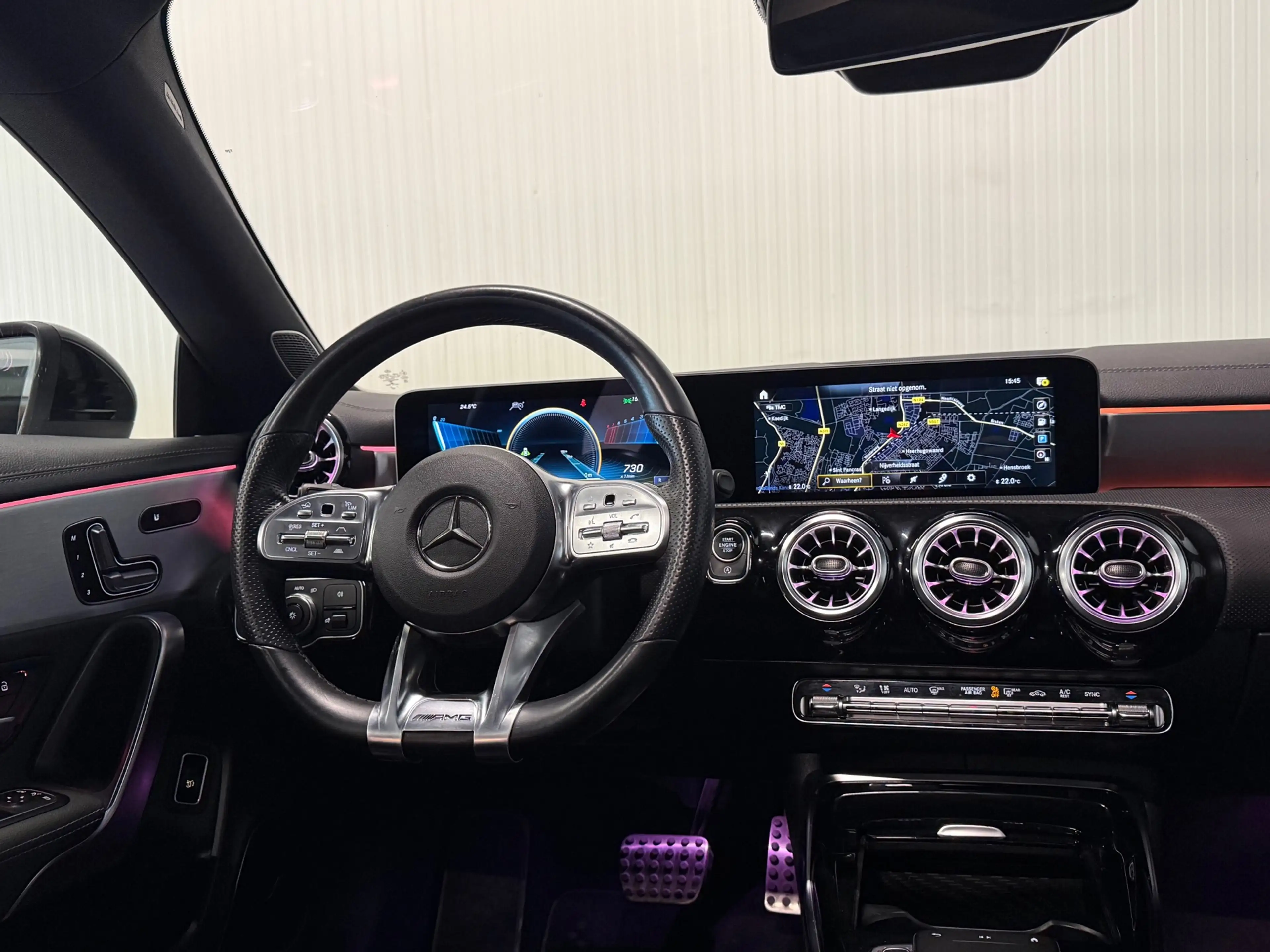 Mercedes-Benz CLA 35 AMG Shooting Brake 4MATIC Premium Plus | PANO | BURMES — photo 16