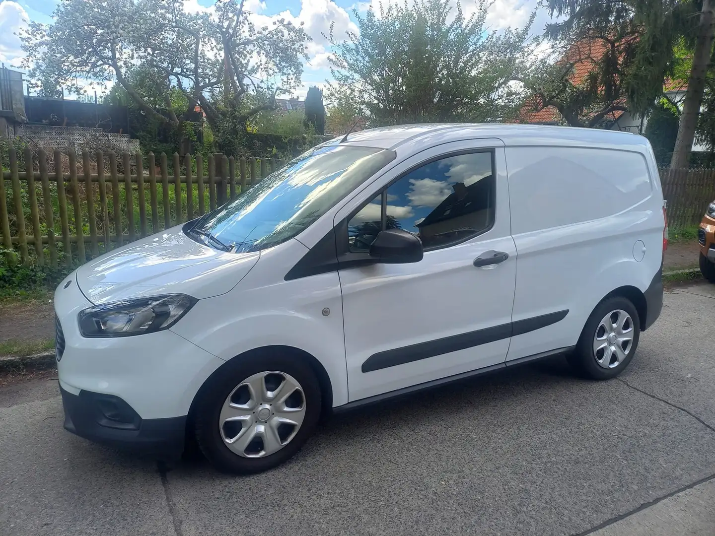 Ford Transit Courier Transit Courier S Weiß - 1