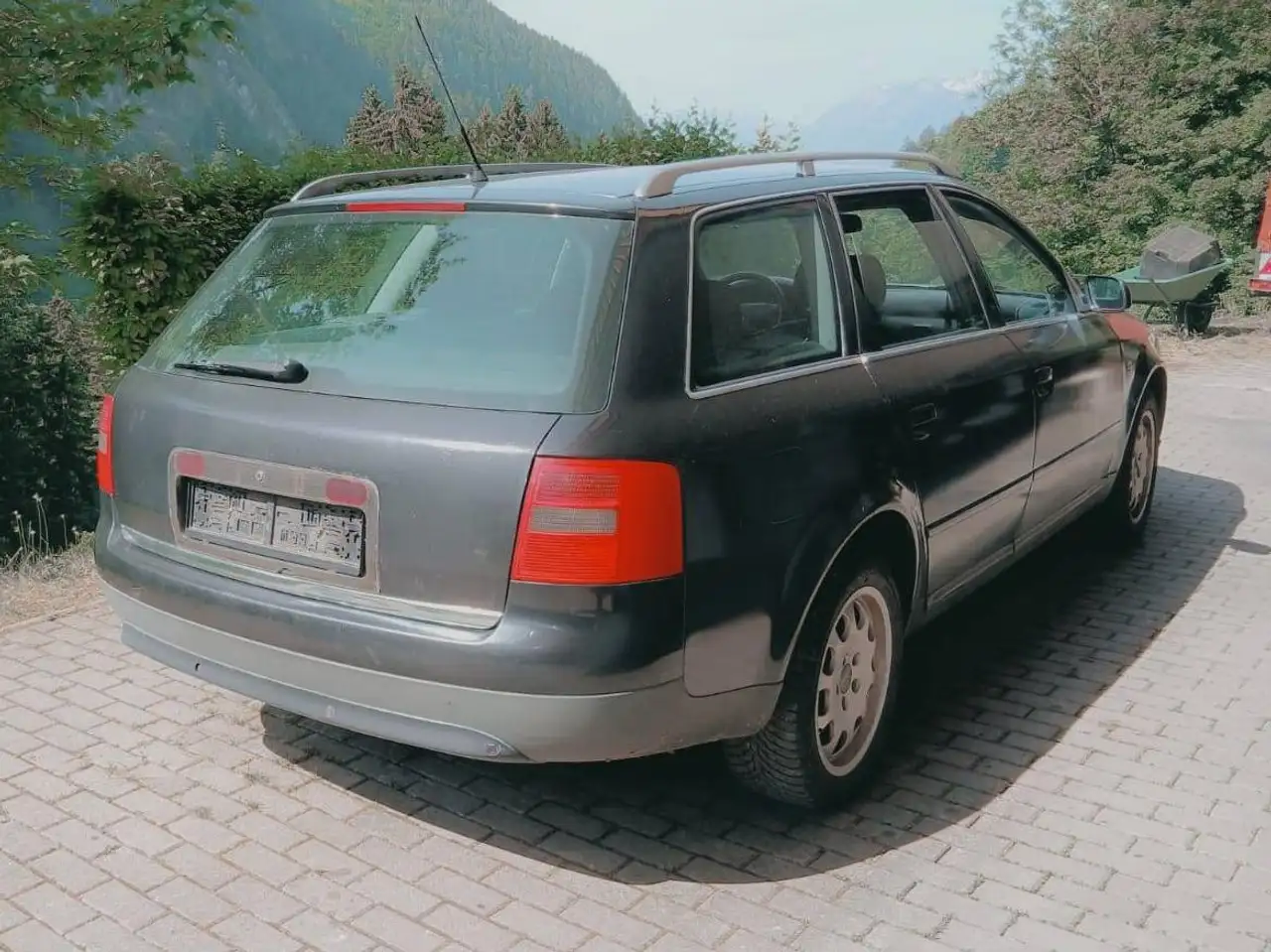 Audi A6 Avant quattro 2,5 V6 Ambiente TDI, foto 3