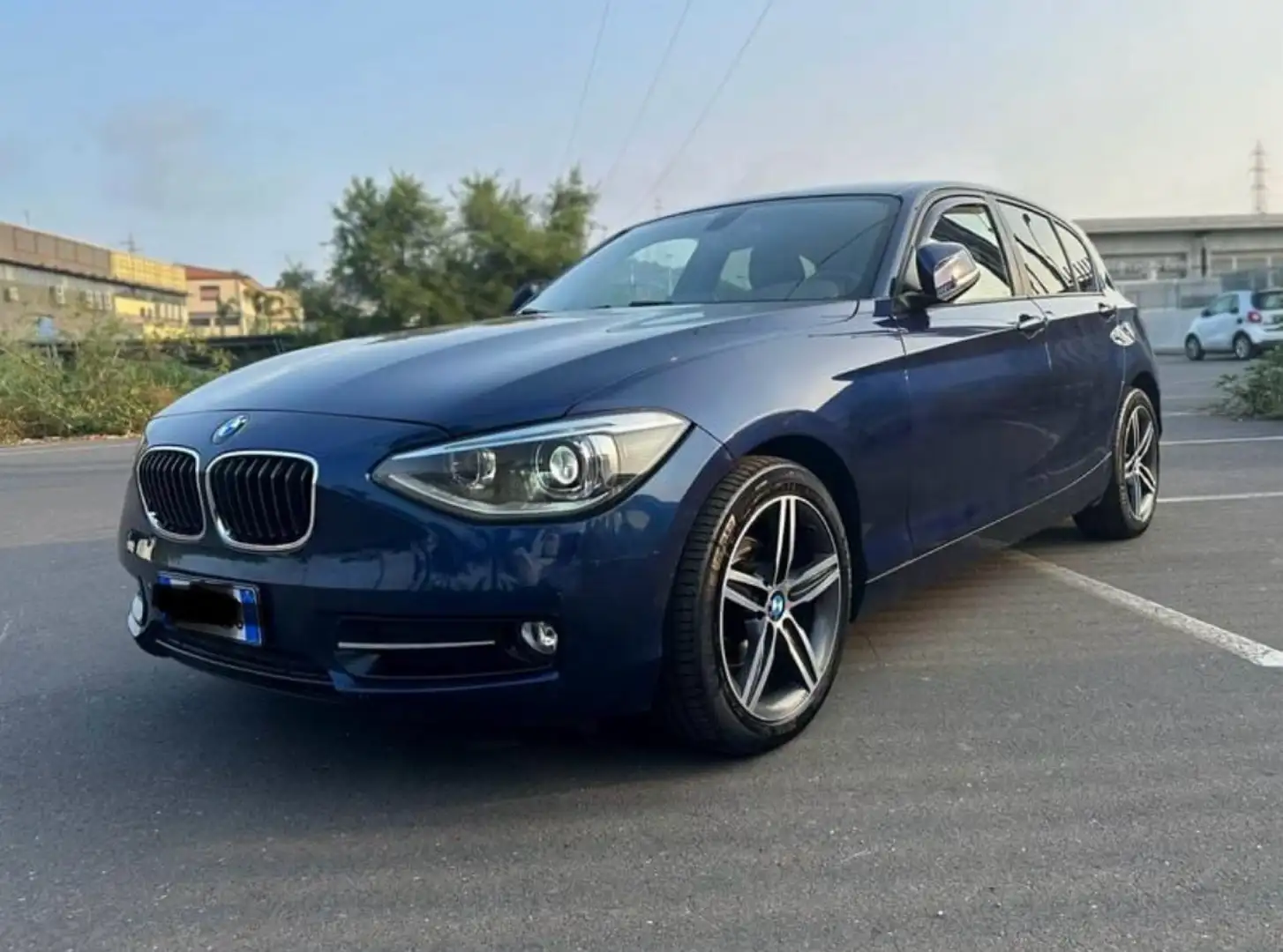 BMW 118 118d 5p Sport - 1