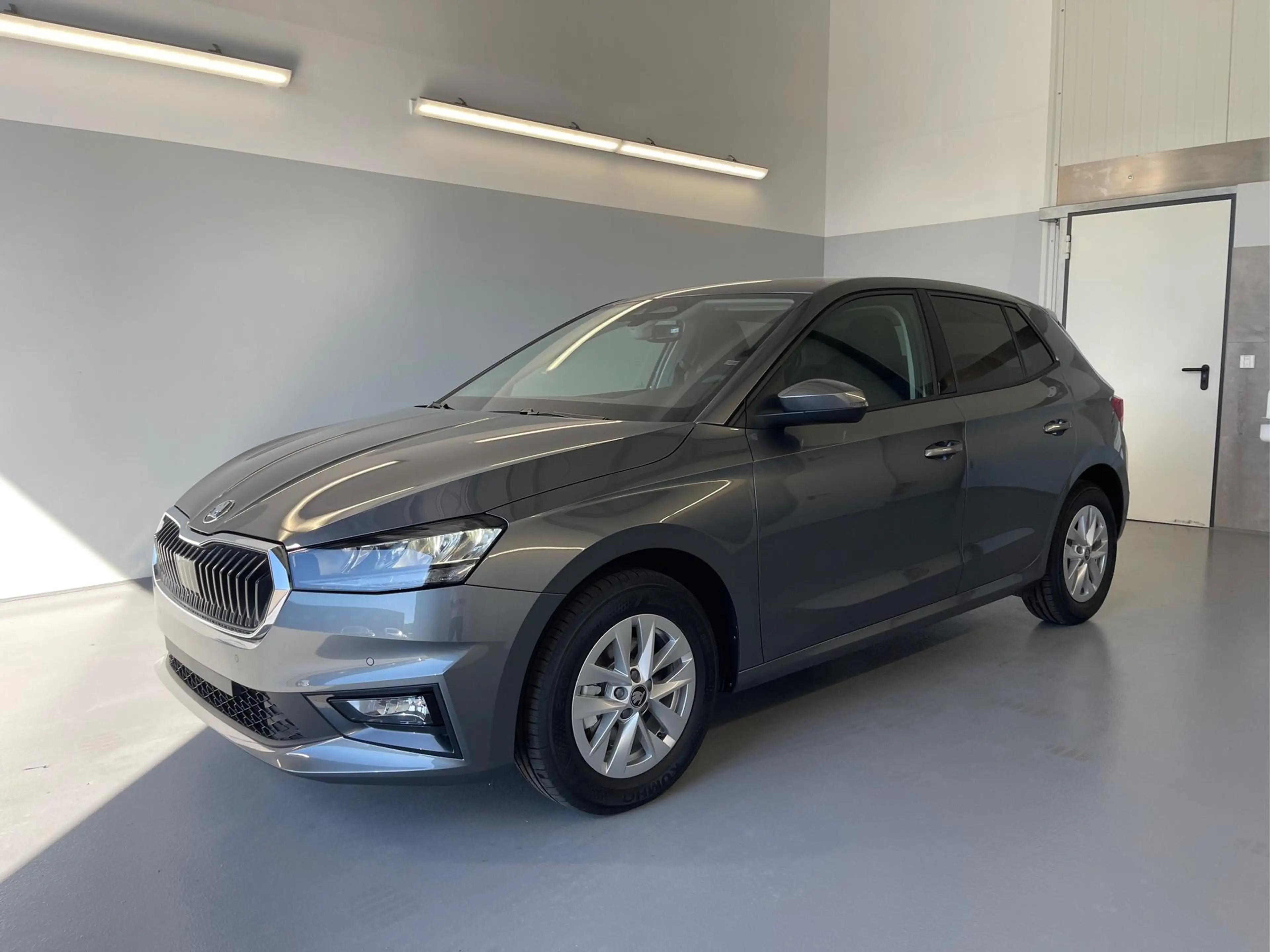 Skoda Fabia Selection 115PS DSG GV5+AHK+Kamera+Alu+Kessy+Cl...