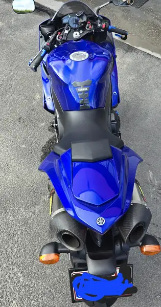 Yamaha YZF-R1 - foto 3