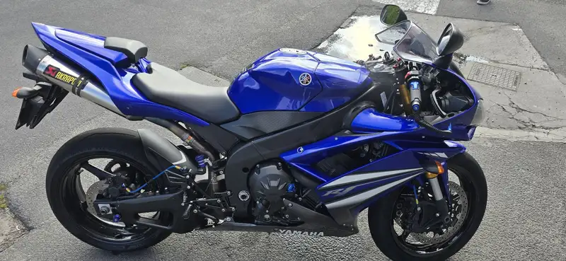 Yamaha YZF-R1 - foto 8