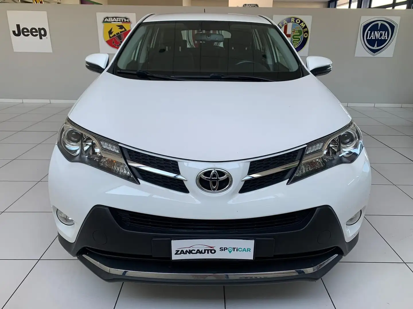 Toyota RAV 4 RAV4 2.0 D-4D 2WD - 2