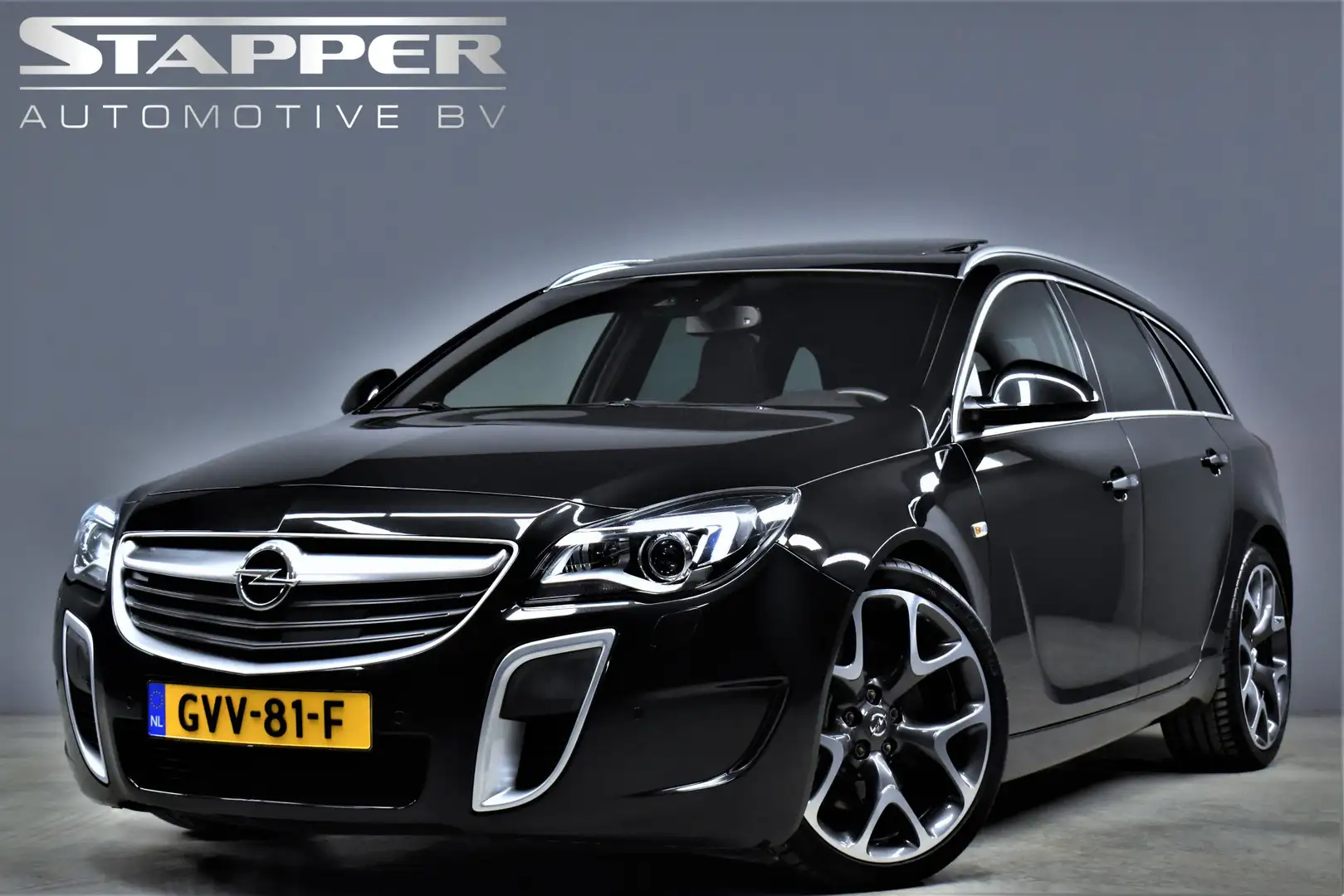 Opel Insignia Sports Tourer 2.8 T V6 325pk OPC 4x4 Automaat Pano Schwarz - 1