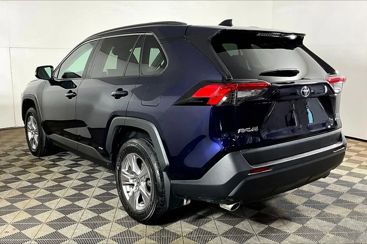 Toyota RAV 4 photo Toyota RAV 4