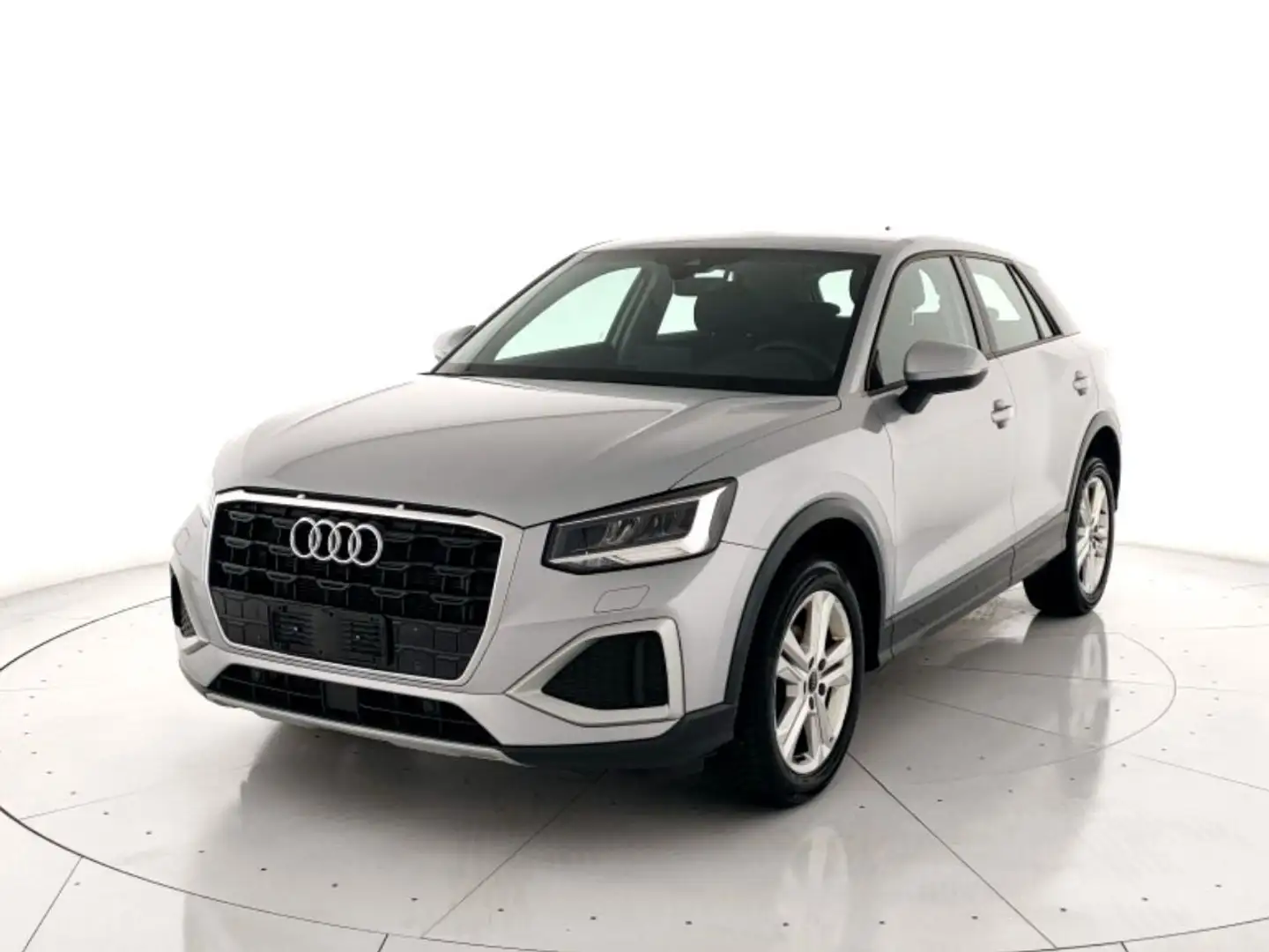 Audi Q2 35TFSI Admired Advanced s-tronic 150cv Silber - 1