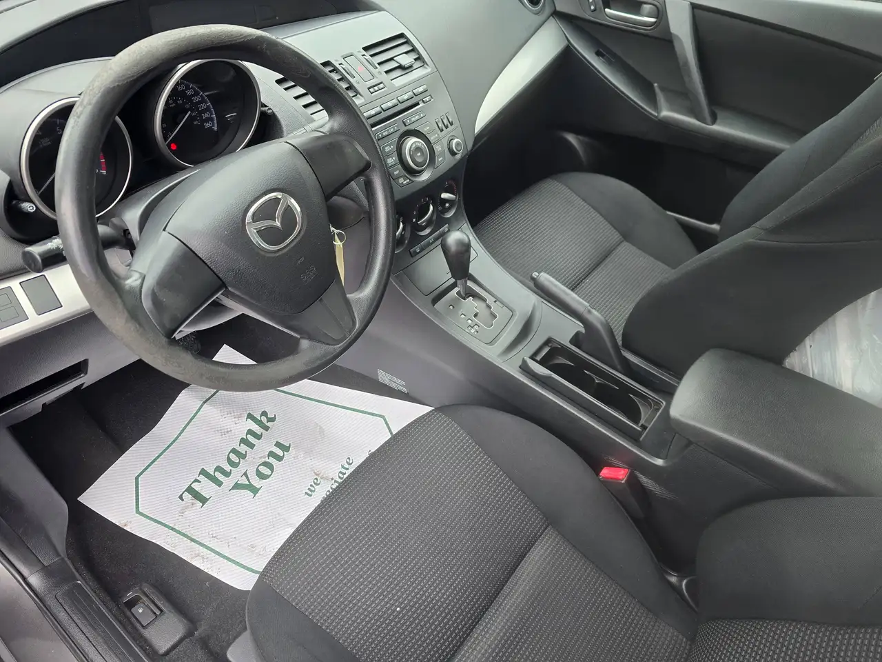 Mazda 3 снимка Mazda 3