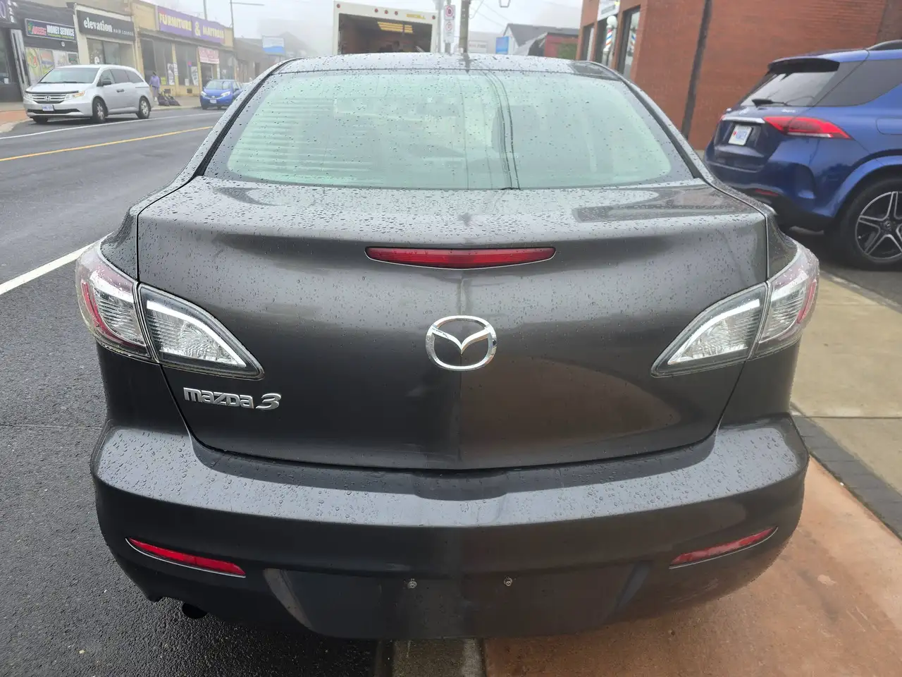 Mazda 3 снимка Mazda 3