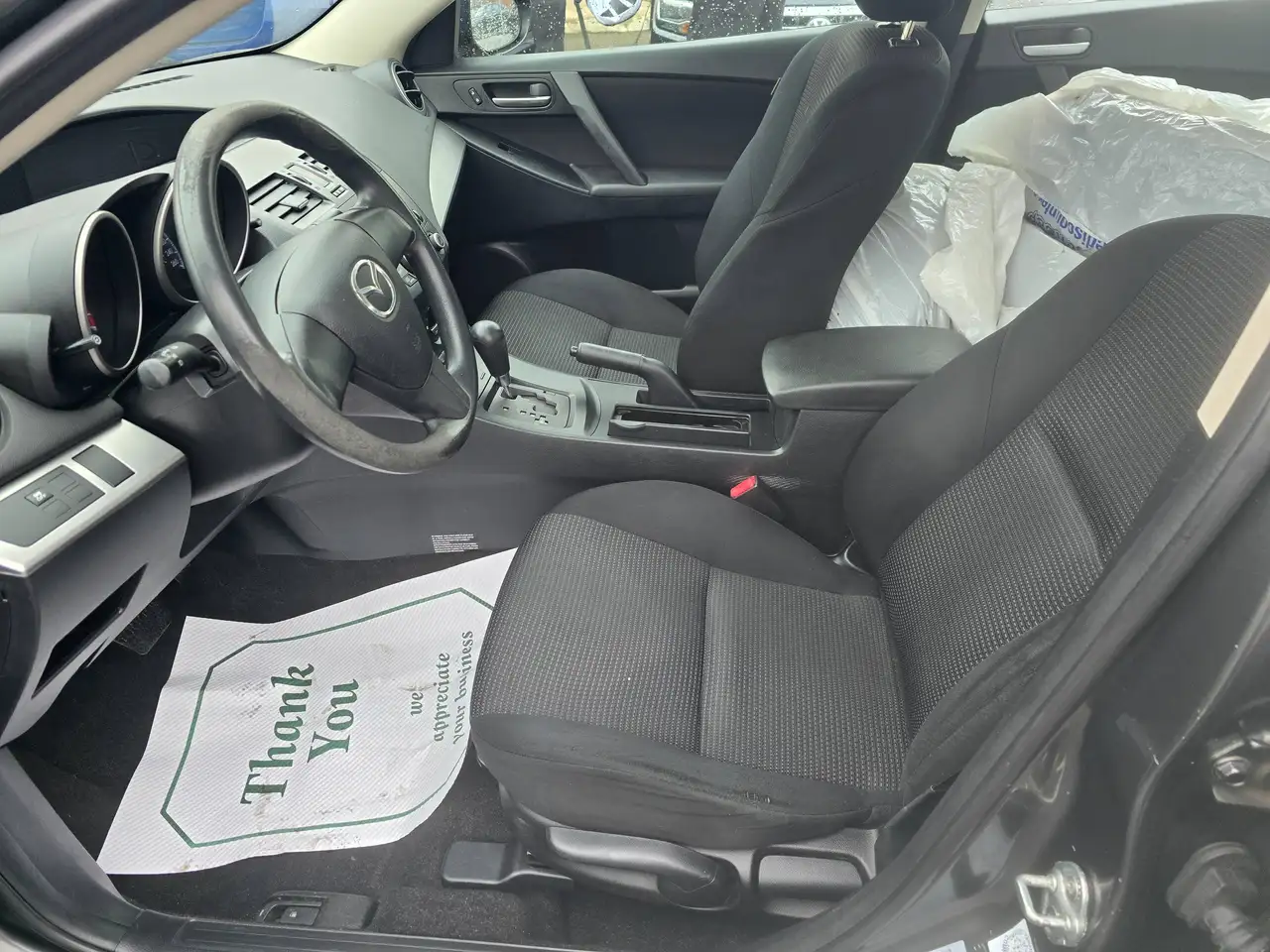 Mazda 3 снимка Mazda 3