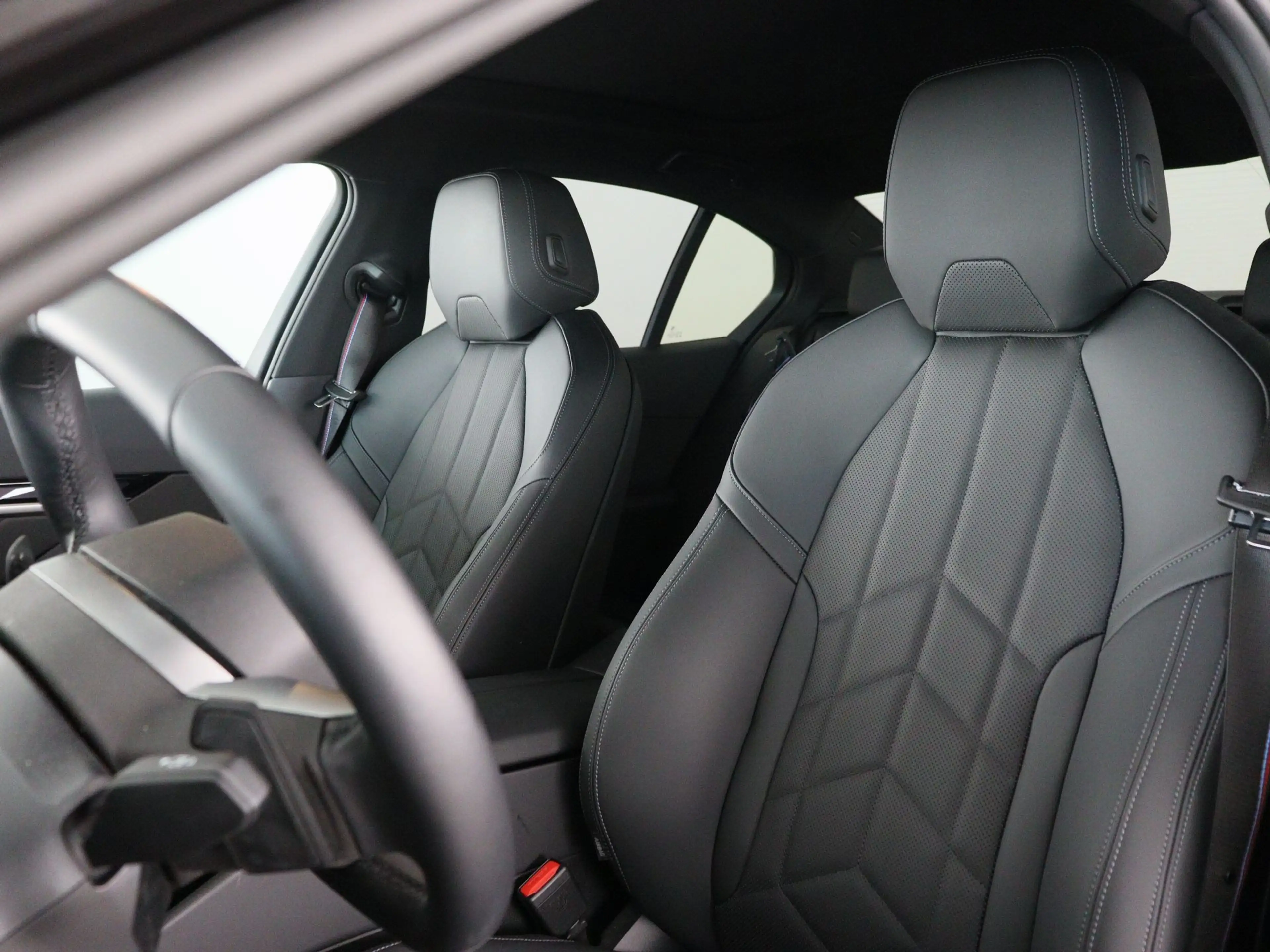 BMW 550 5 Serie 550e xDrive — photo 5