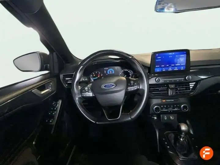 Ford Focus 1.0 Ecoboost ST-Line 2018, foto 16