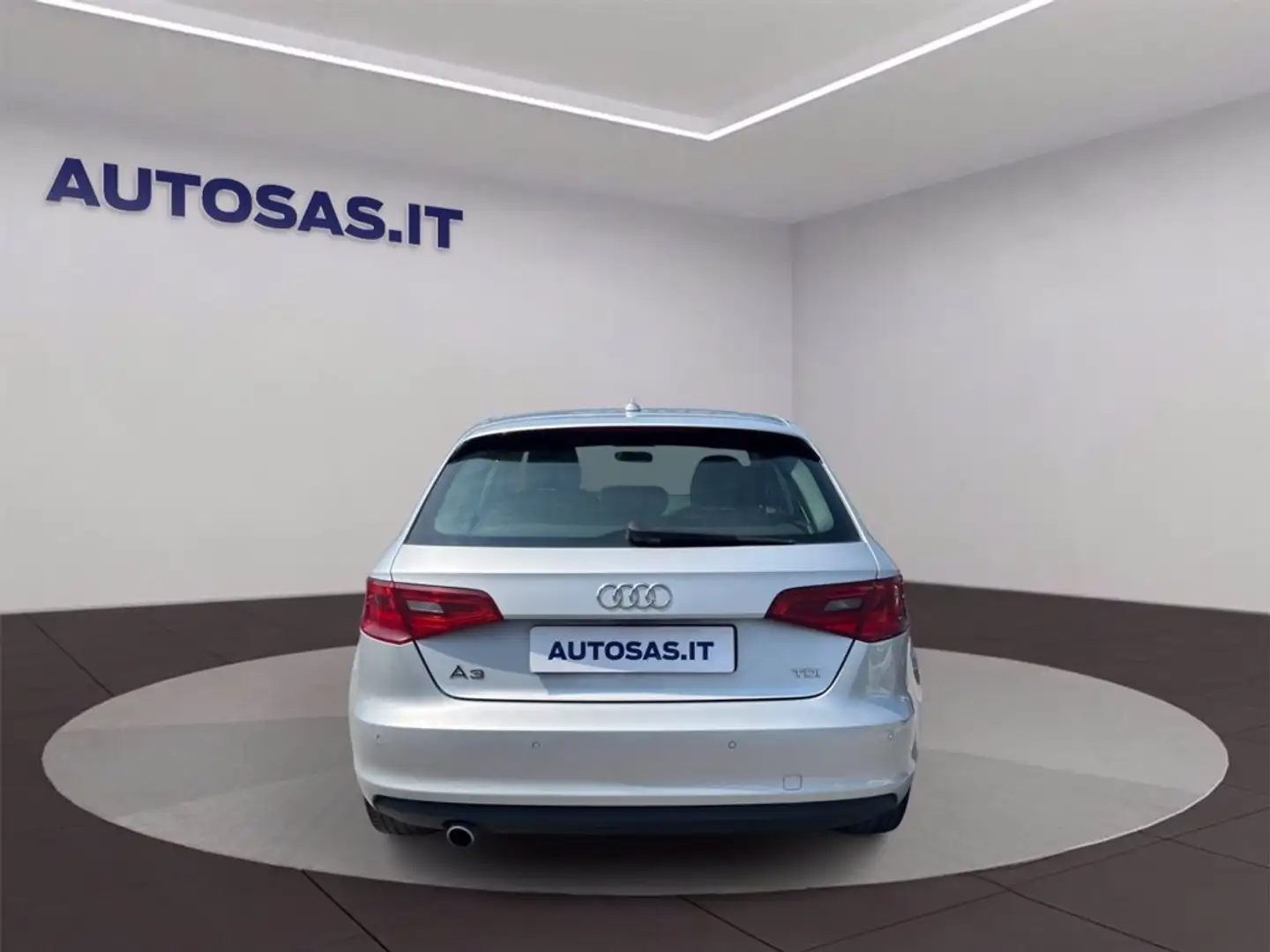 Audi A3 Sportback 1.6 tdi Ambition Grau - 2