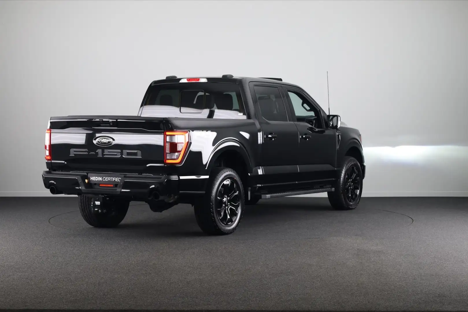 Ford F 150 LARIAT 5.0 V8 SuperCrew Black Edition | INCL BPM Fekete - 2