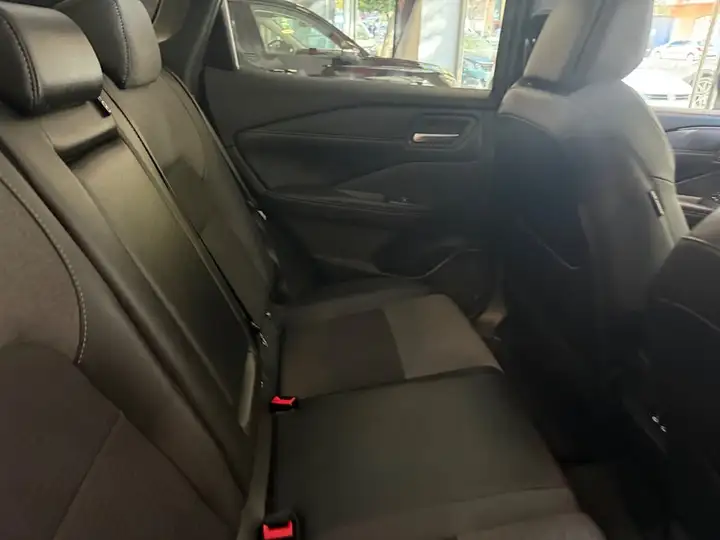 Nissan Qashqai 2025, foto 9