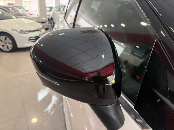 Nissan Qashqai 2025, foto 10