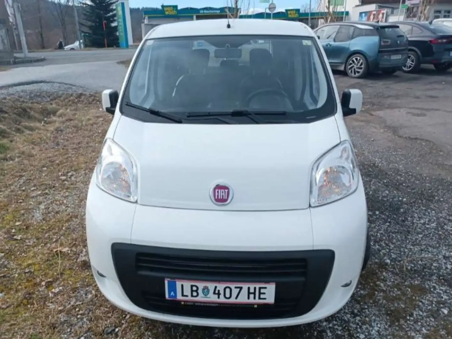 Fiat Qubo 1,4 Natural Power 70 Active Weiß - 1