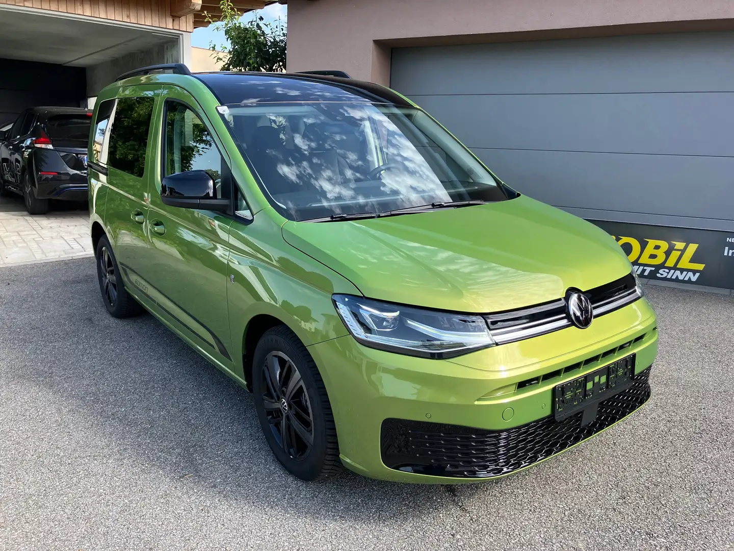 Volkswagen Caddy 1,5 TSI eHybrid PHEV Edition DSG Vert - 2