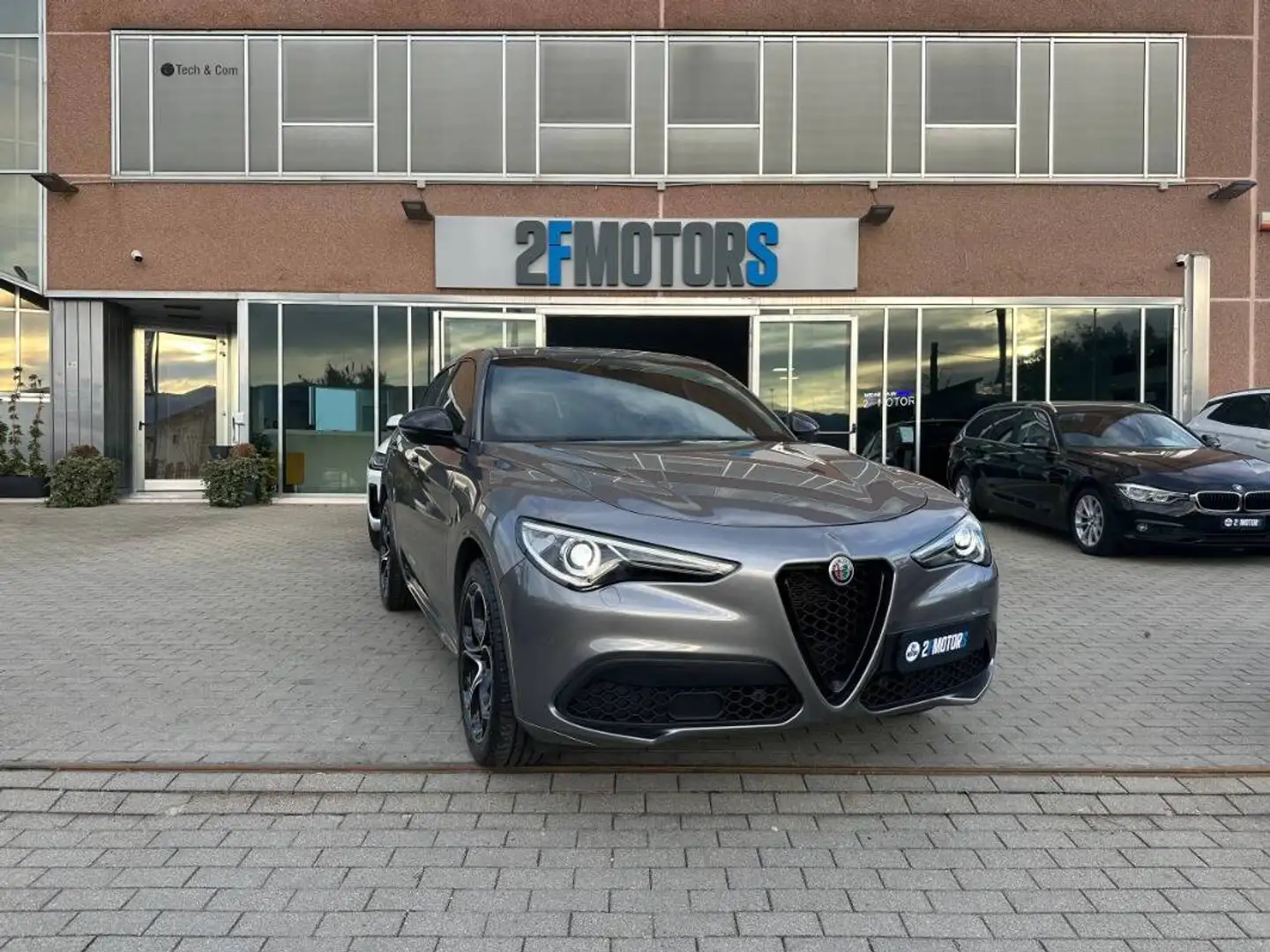 Alfa Romeo Stelvio 2.2 t Veloce Q4 210cv auto "PROMO" Grigio - 1