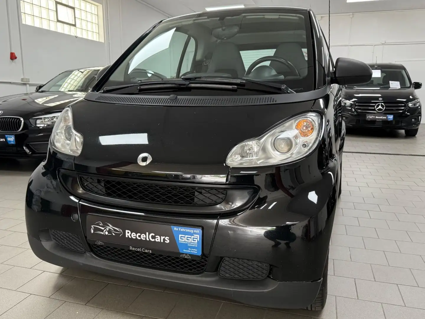 smart forTwo coupe 1.0*SHZ*KLIMA*PANOGLASDACH* Schwarz - 1