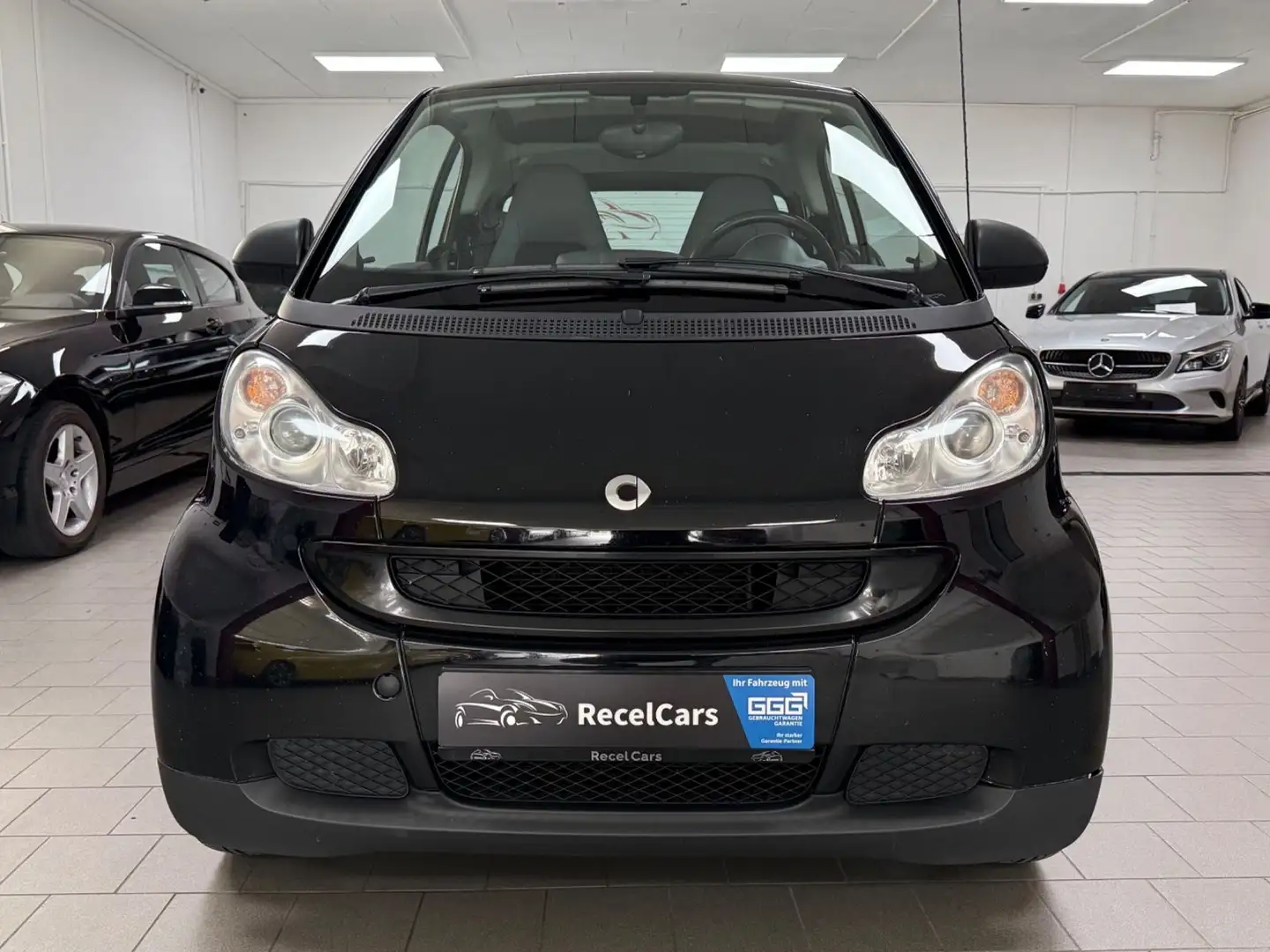 smart forTwo coupe 1.0*SHZ*KLIMA*PANOGLASDACH* Schwarz - 2