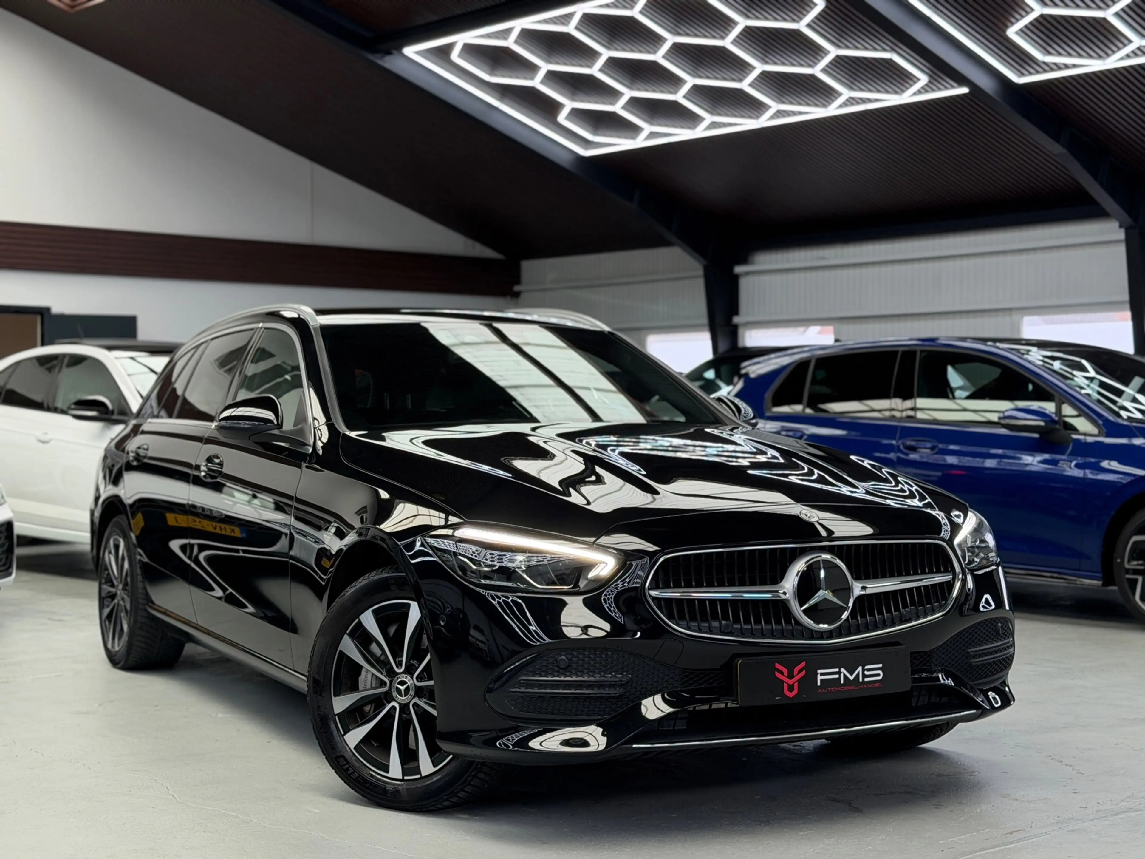 Mercedes-Benz C 300 Estate e Luxury Line Camera CarPlay BTW — photo 43