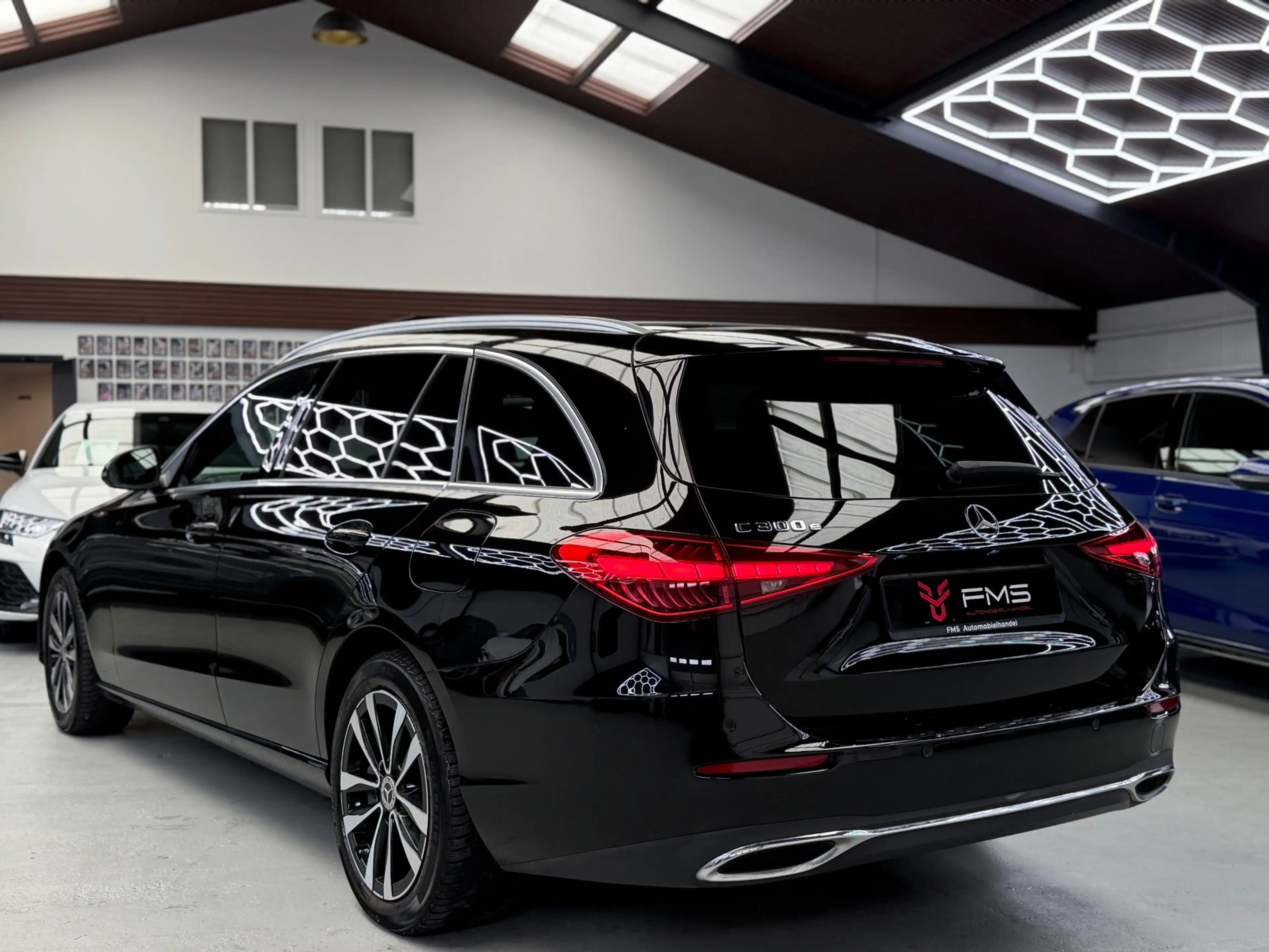 Mercedes-Benz C 300 Estate e Luxury Line Camera CarPlay BTW — photo 13