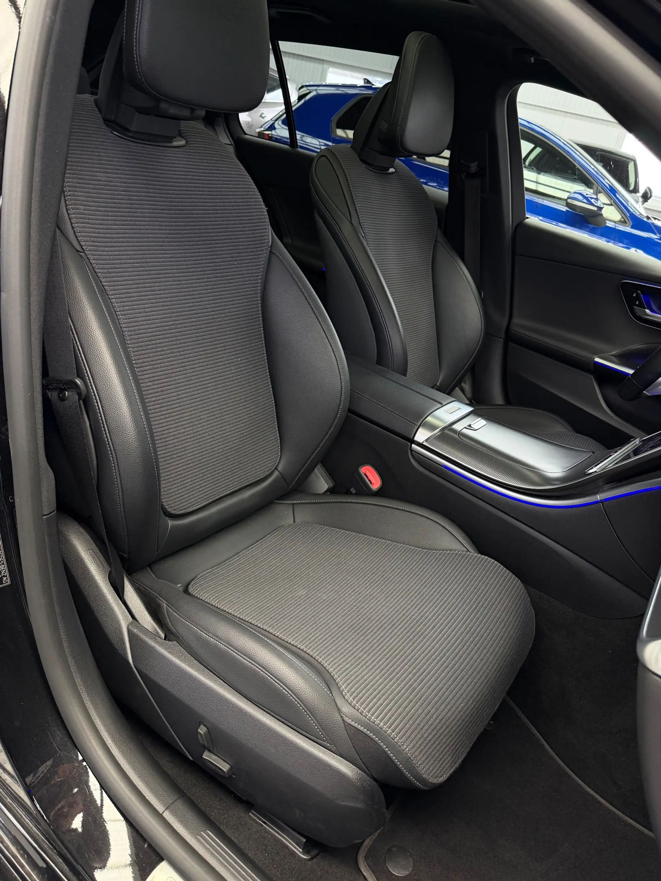 Mercedes-Benz C 300 Estate e Luxury Line Camera CarPlay BTW — photo 19