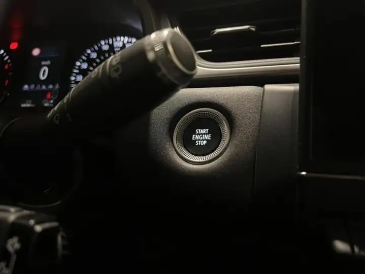 Renault Captur Intens TCe (2021) 2021, foto 17