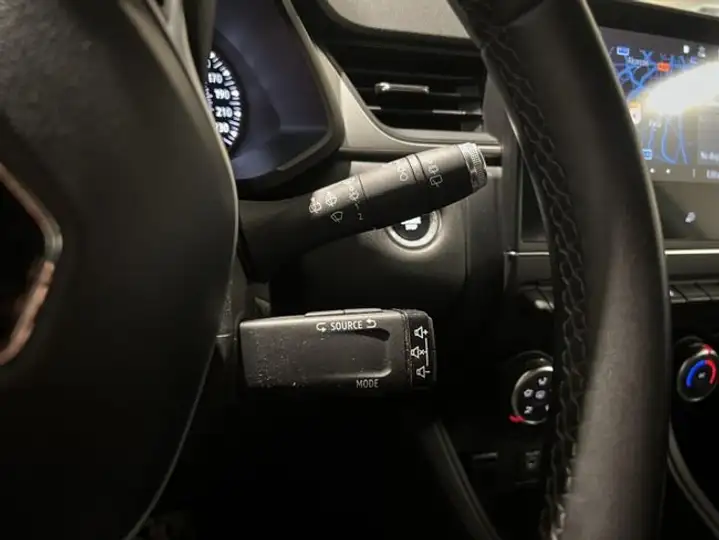 Renault Captur Intens TCe (2021) 2021, foto 14