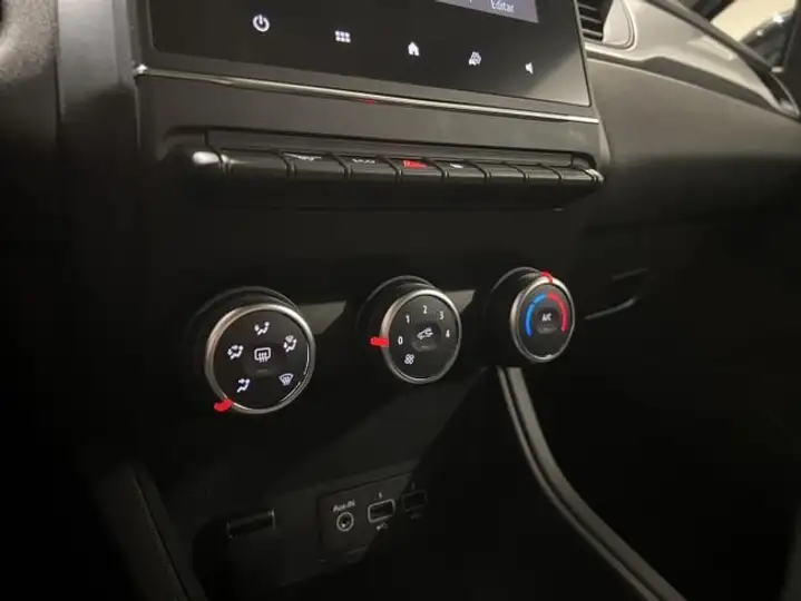 Renault Captur Intens TCe (2021) 2021, foto 19