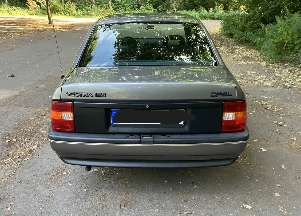 Opel Vectra GLS, foto 8
