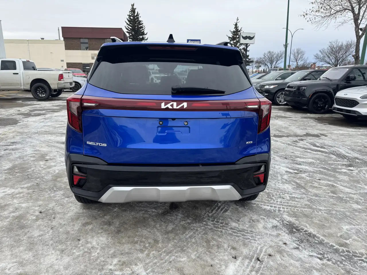 Kia Seltos снимка Kia Seltos