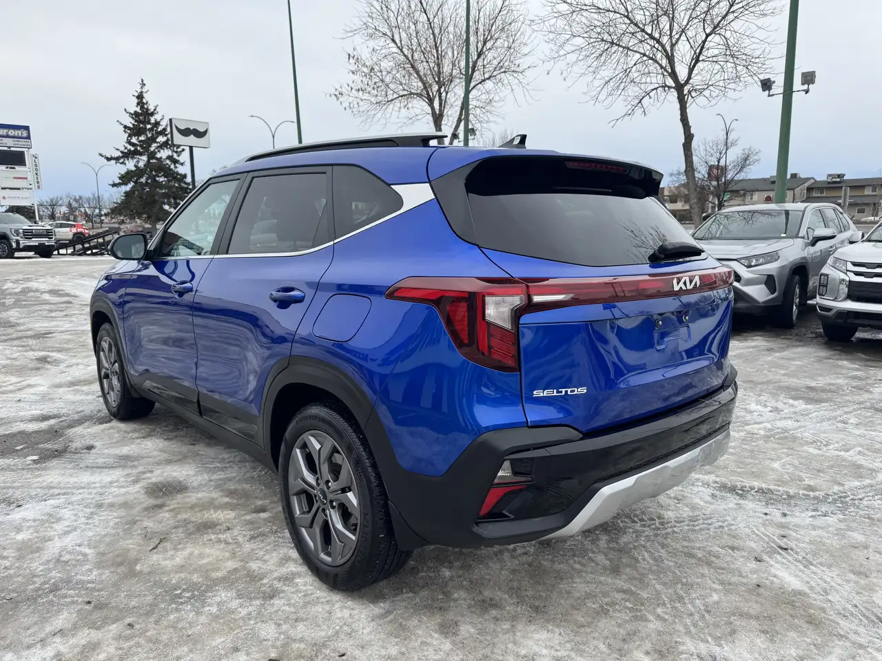 Kia Seltos снимка Kia Seltos